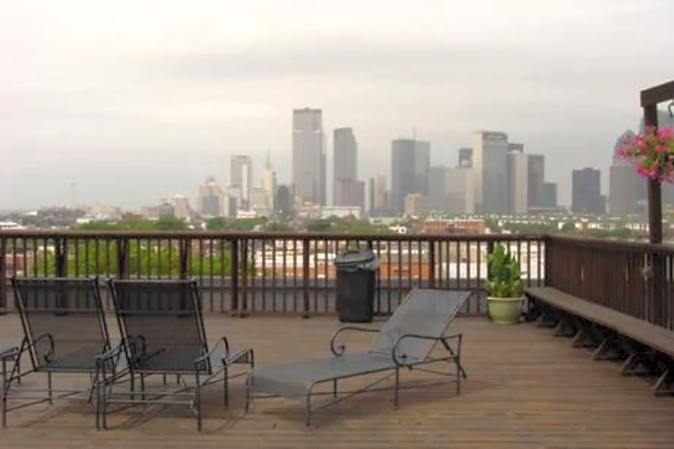 Deep Ellum Lofts 517 School St Dallas, TX Apartments for Rent Rent.