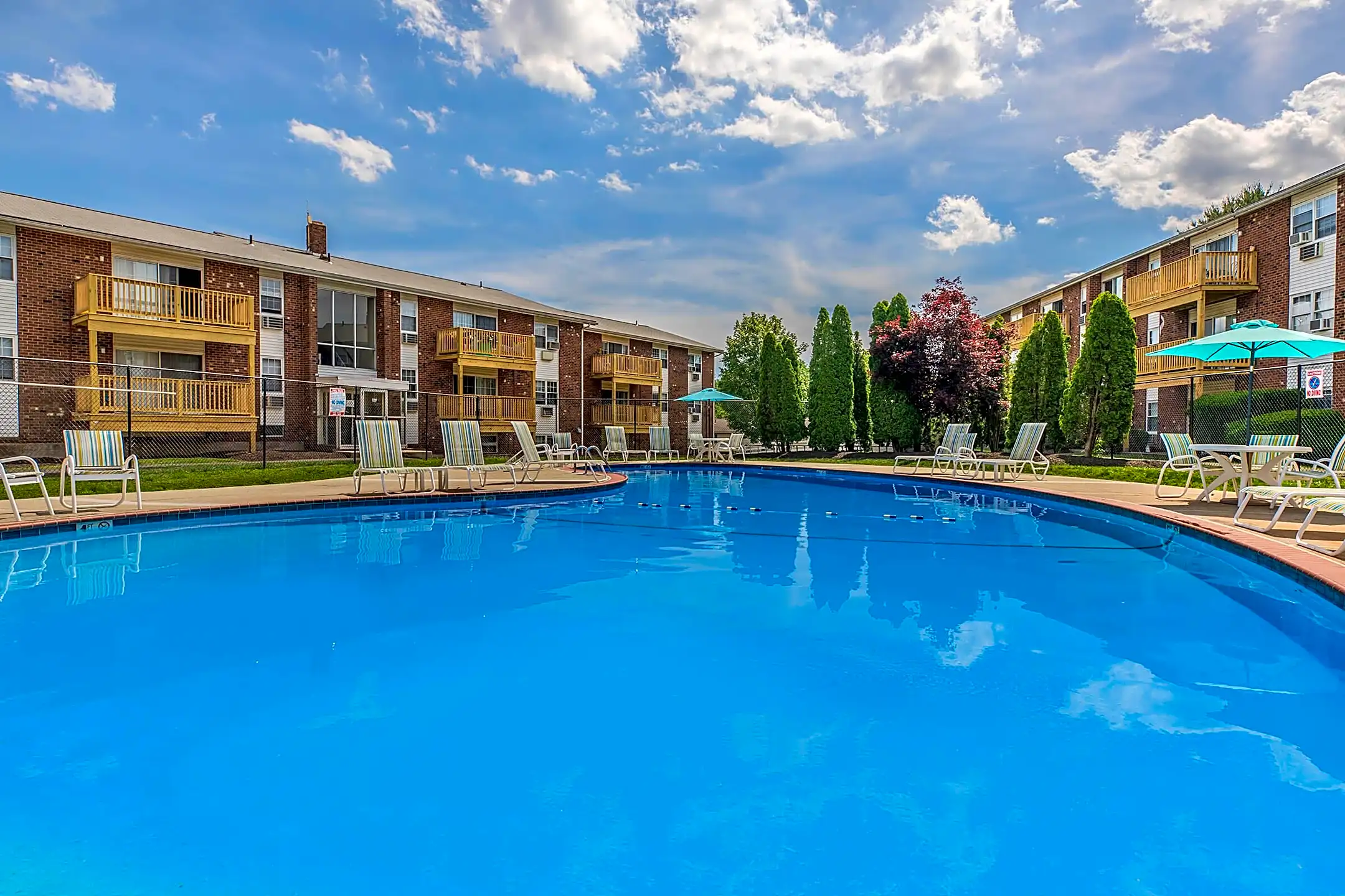 Parkview Apartments Naugatuck, CT 06770