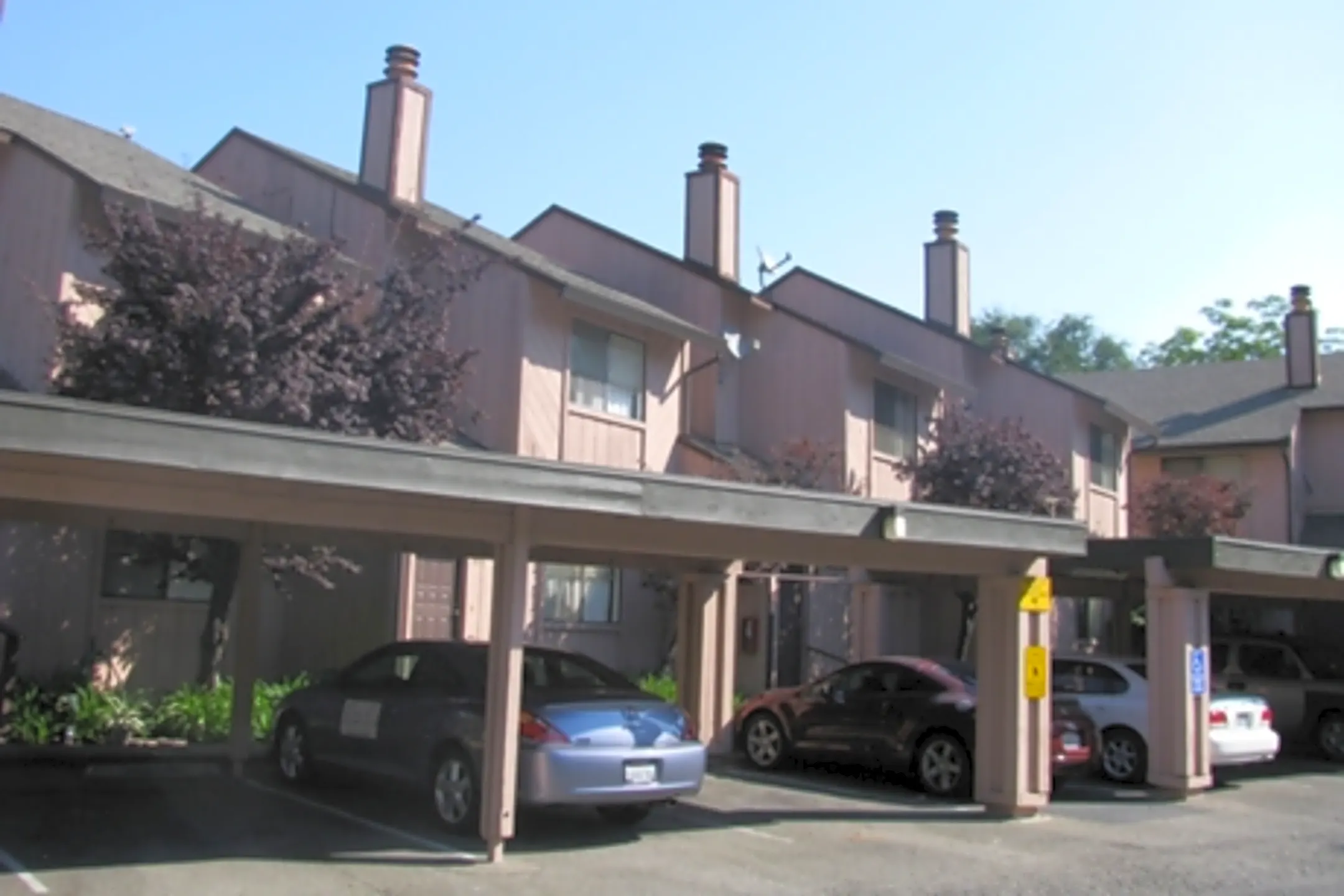 Winding Creek Townhomes Sacramento, CA 95841