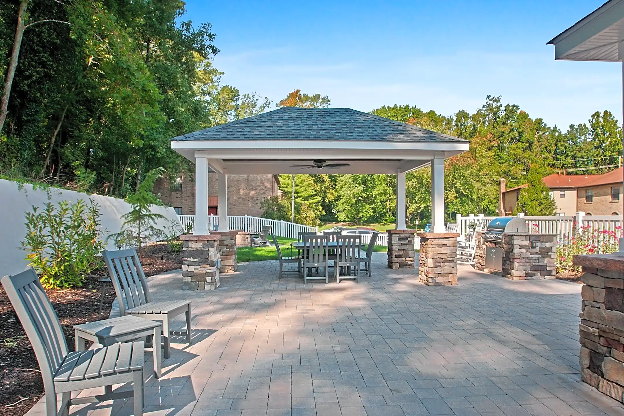 Timber Ridge Townhomes 801 W Park Ave Clementon, NJ Apartments for