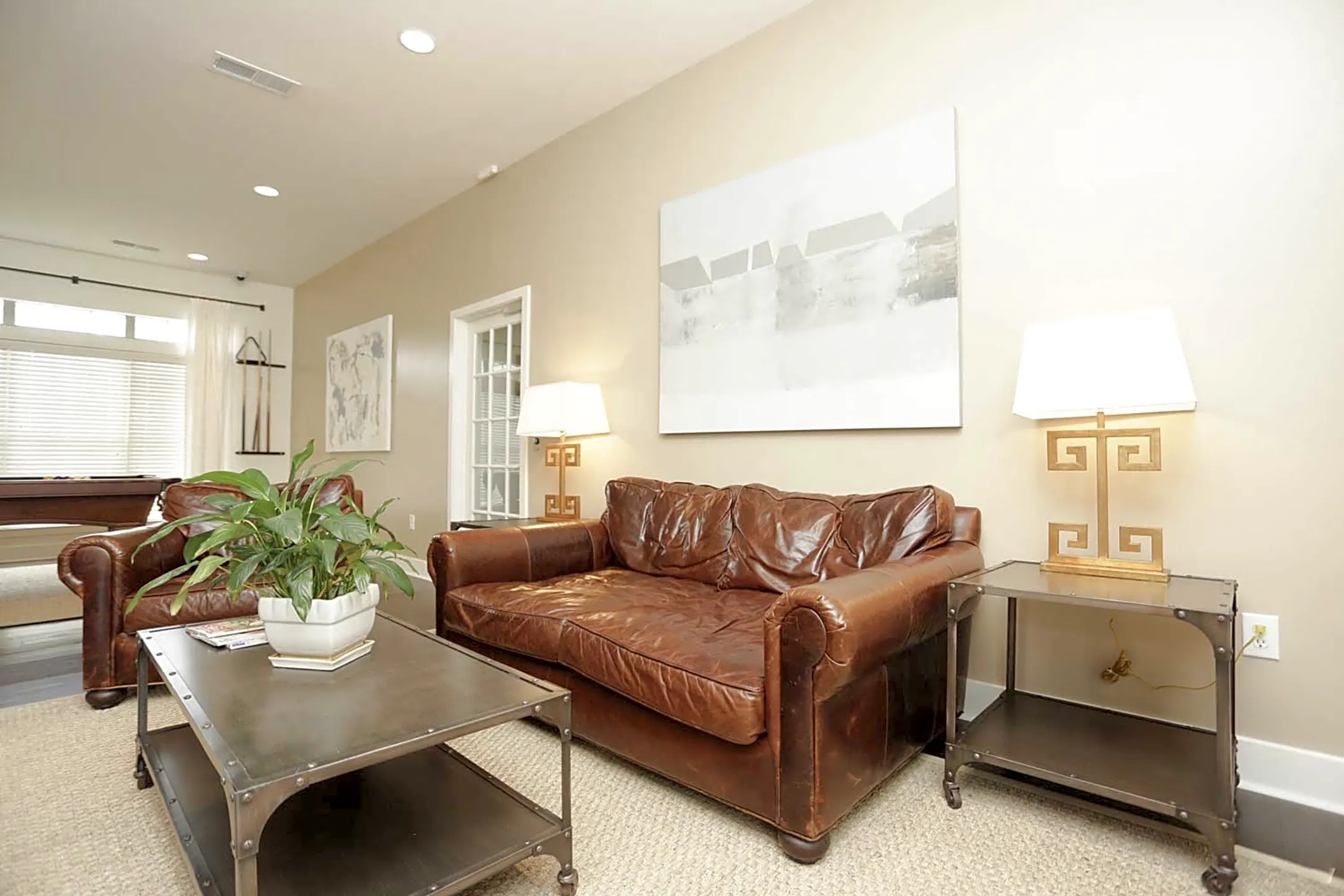Living Room - Brookstone Park Apartments - Covington, LA
