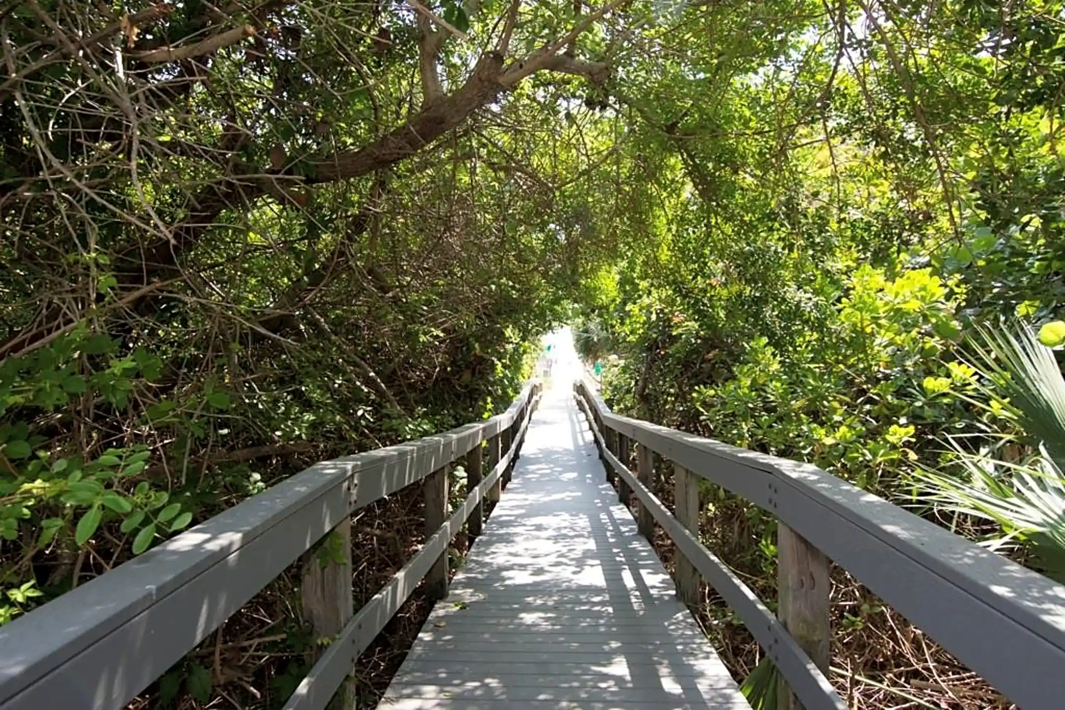 926 E Causeway Blvd - Vero Beach, FL