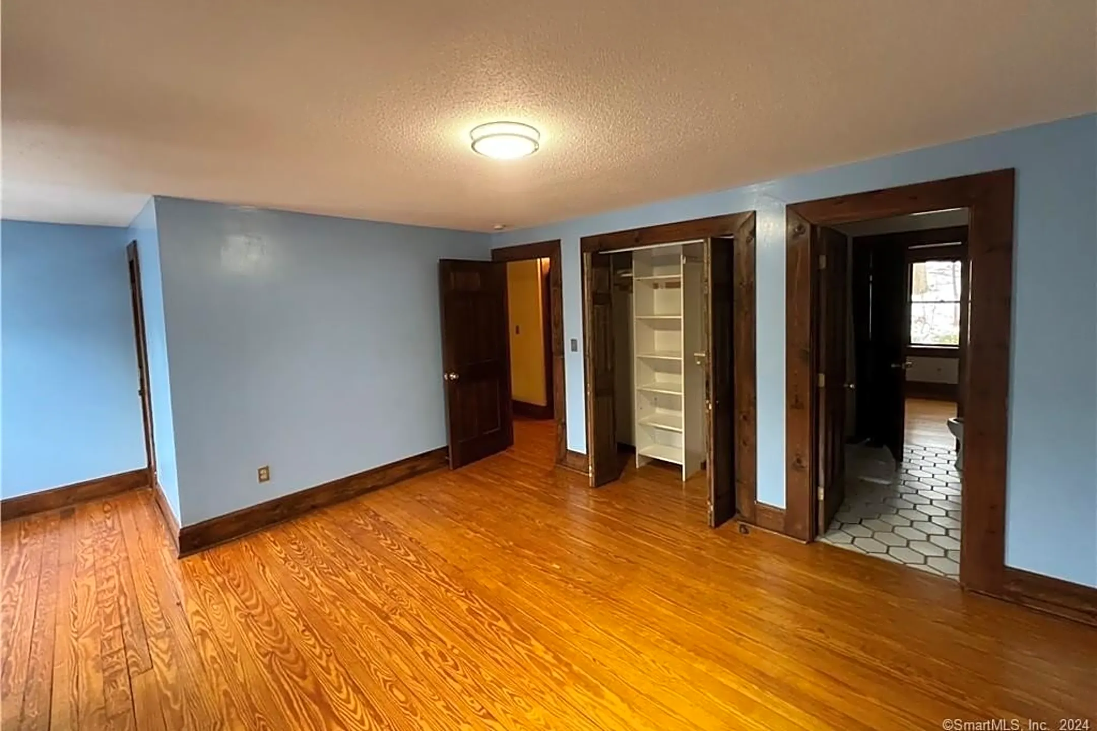 401 Adams St 5 Condos Manchester, CT 06042