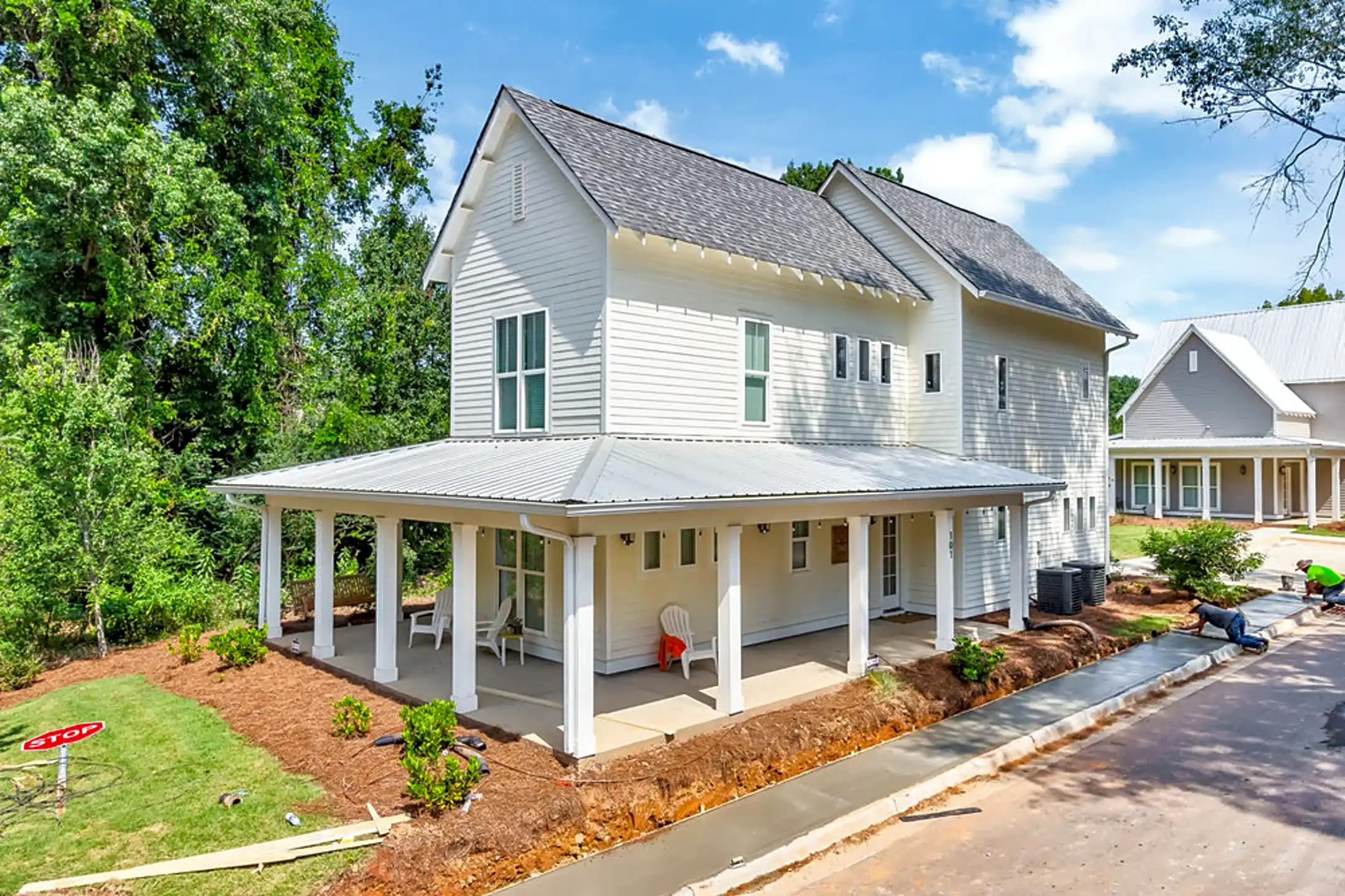 The Avenue Auburn 600 North Gay Street Auburn, AL Apartments for