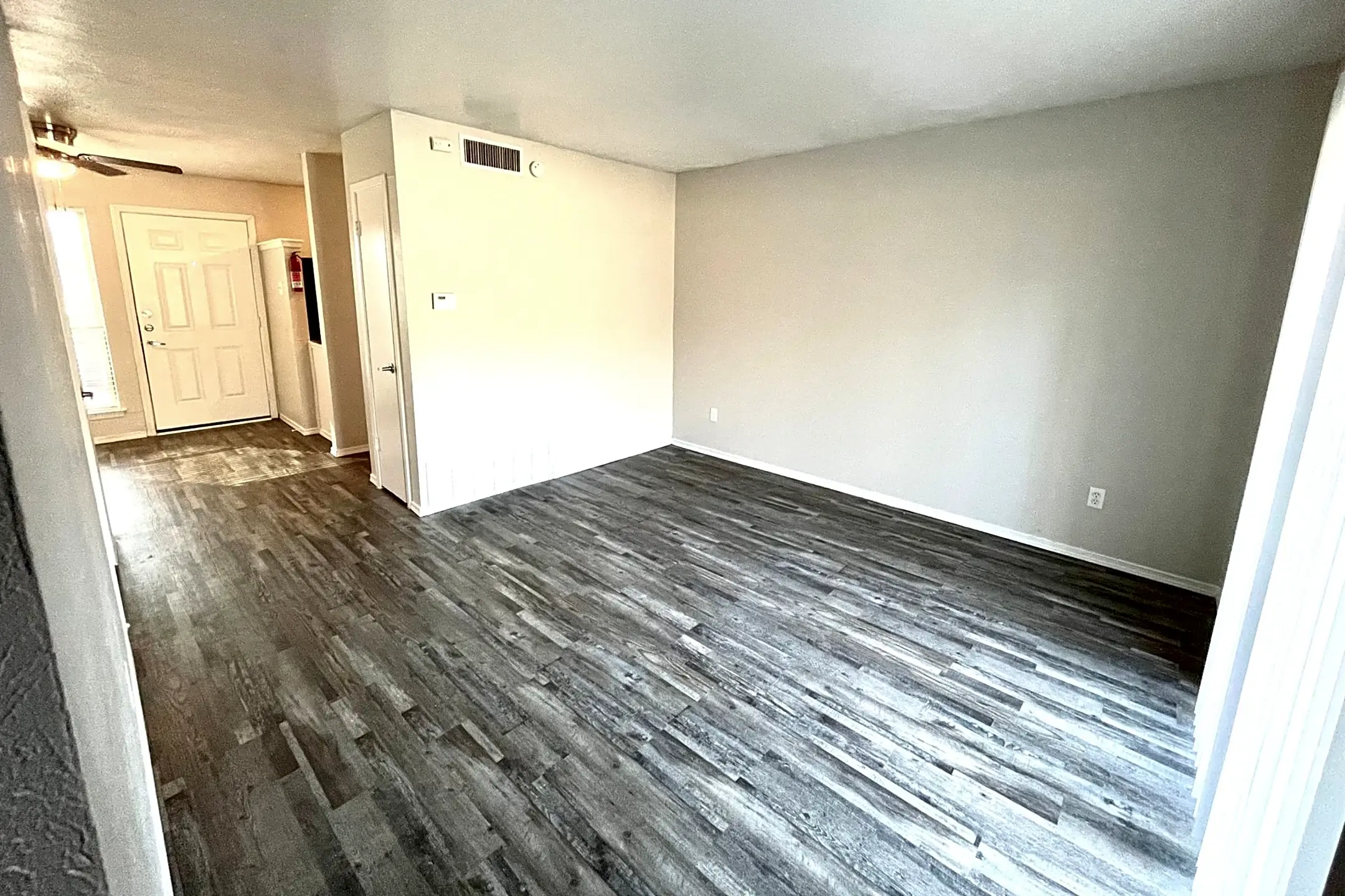 Remodeled Units Now Available in Terrell! 1001 Mineral Wells St