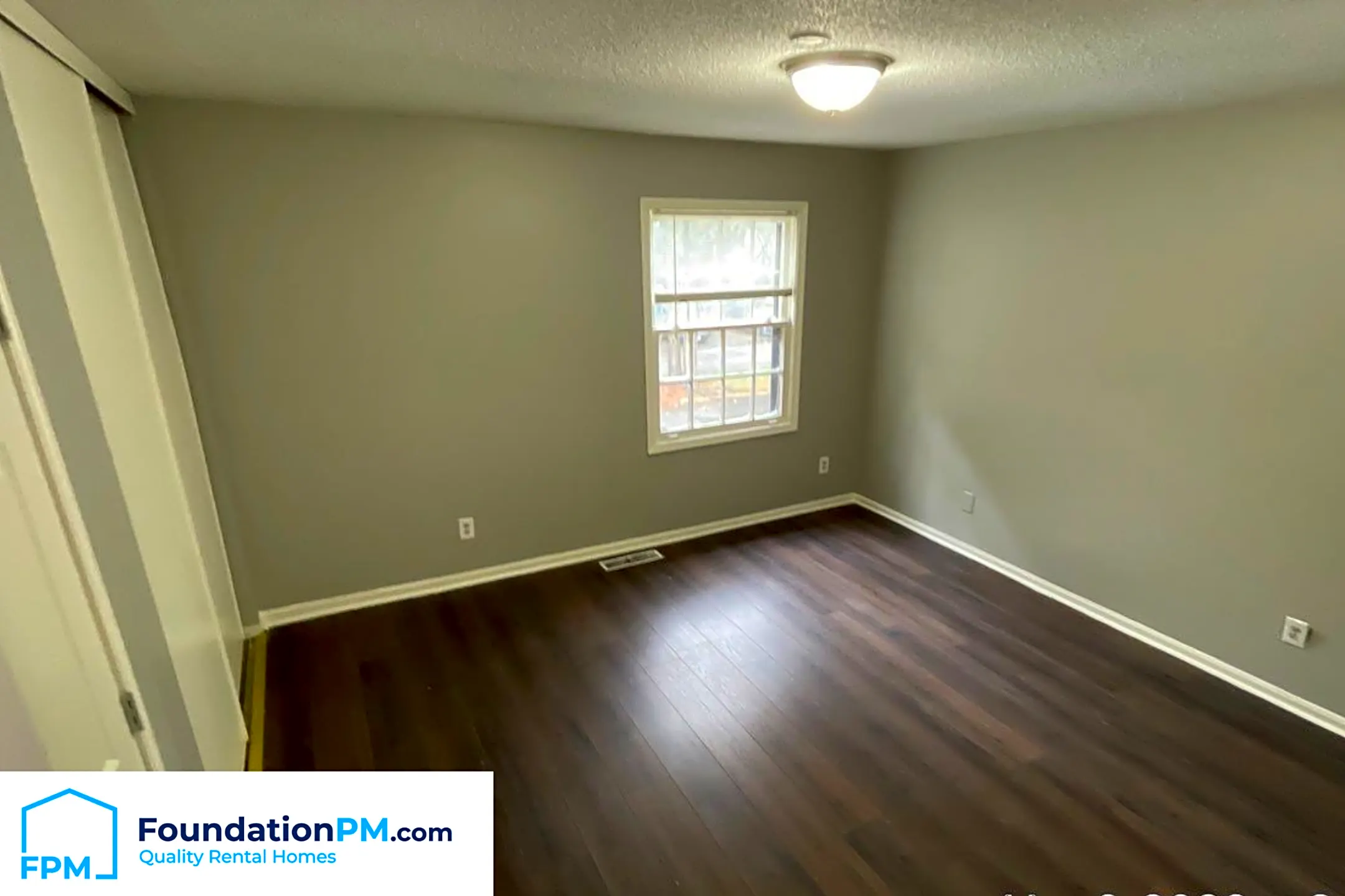 5260 Flowering Peach Dr Houses Memphis, TN 38115