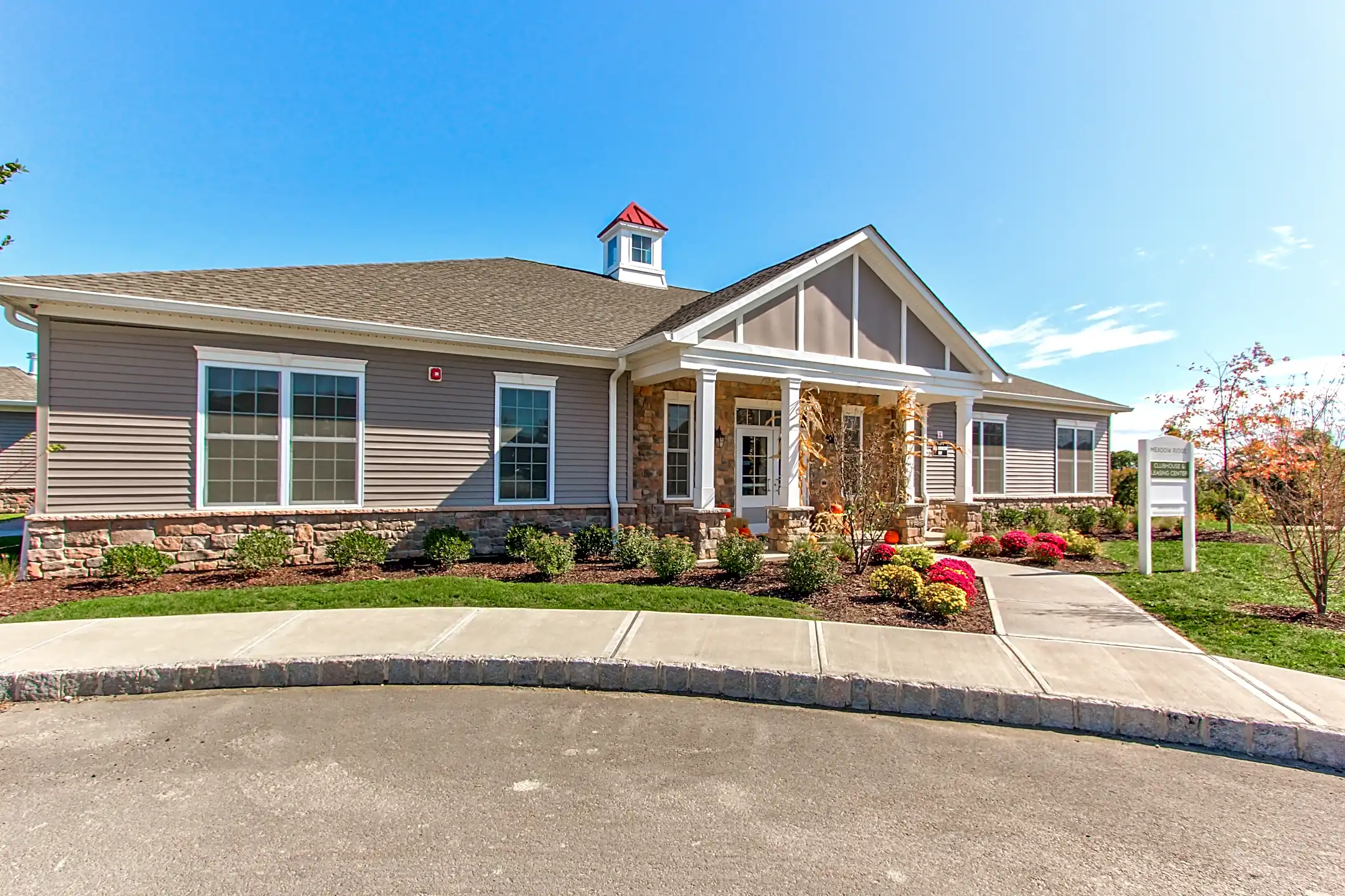 Meadow Ridge Apartments Newburgh, NY 12550