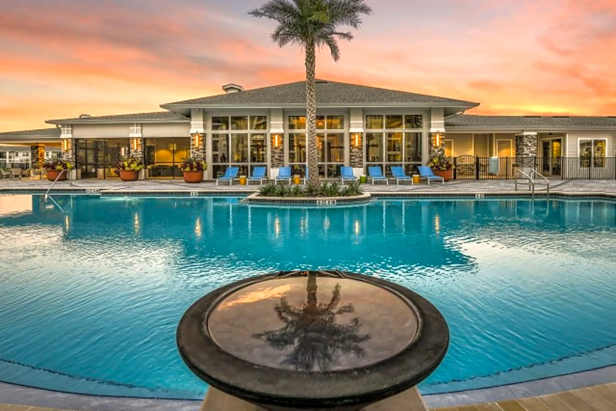 Champions Vue Apartments - Davenport, FL 33897