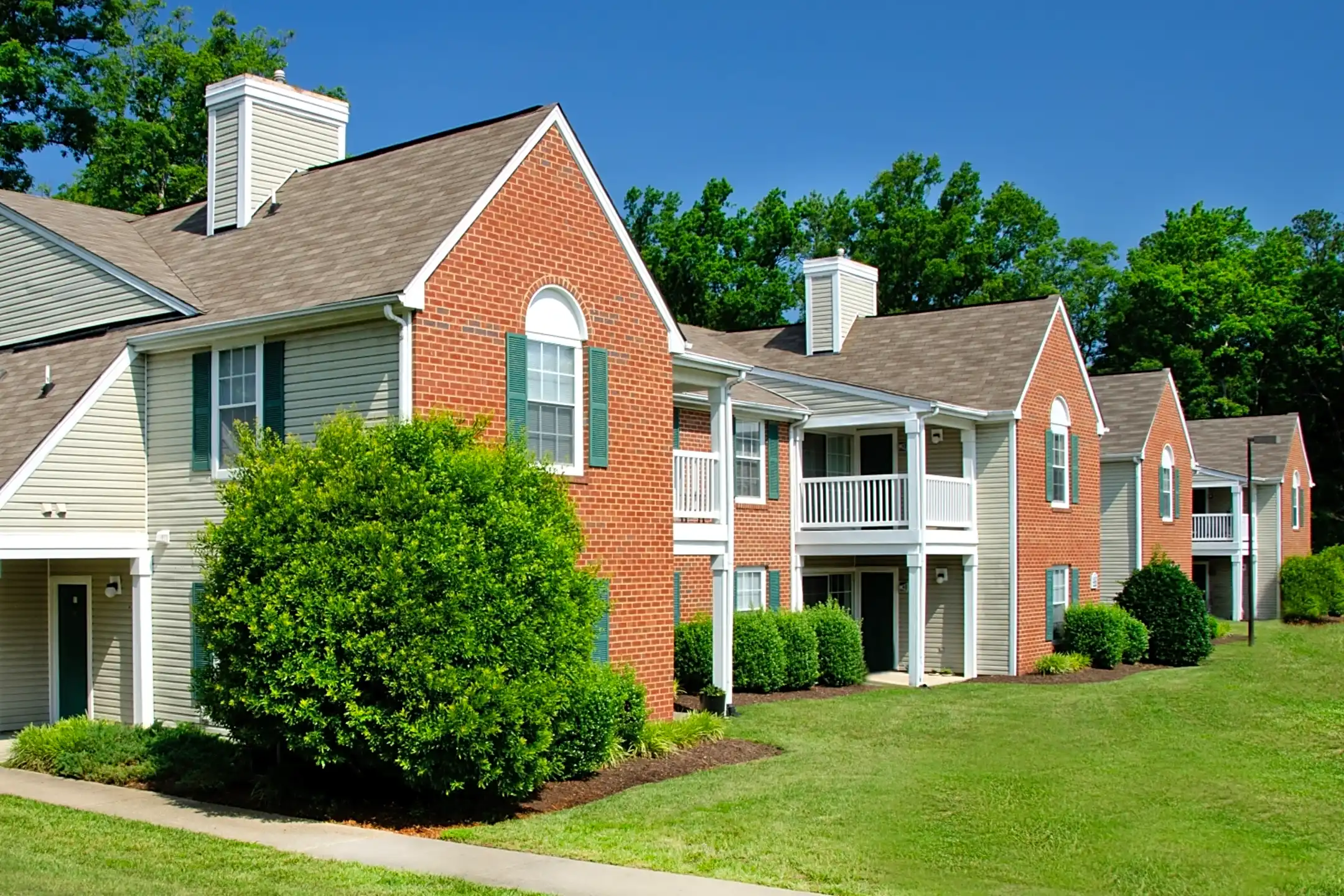 Rockwood Park Apts. 3310 Old Courthouse Rd North Chesterfield, VA