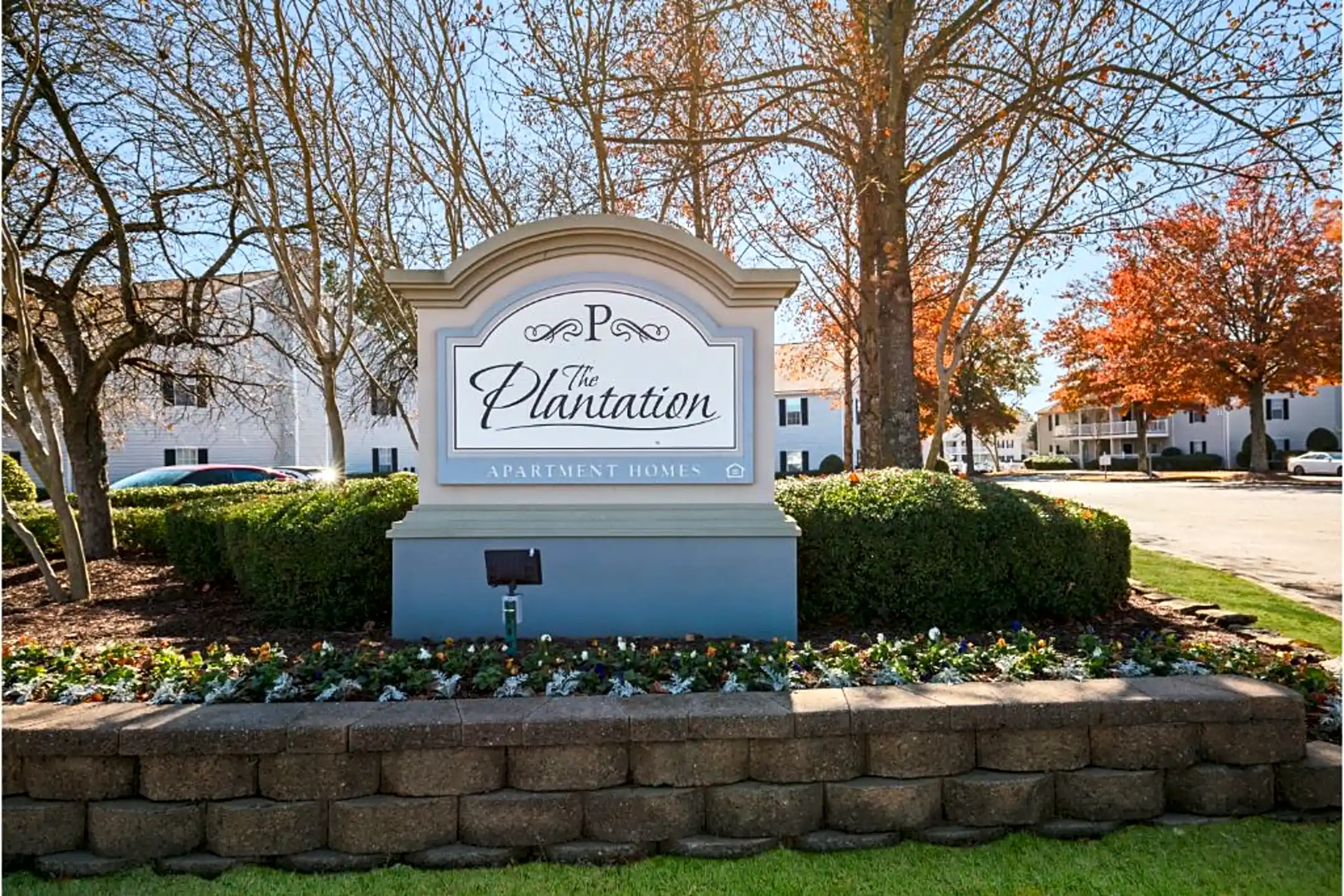The Plantation 9305 Stateline Rd Olive Branch, MS Apartments for