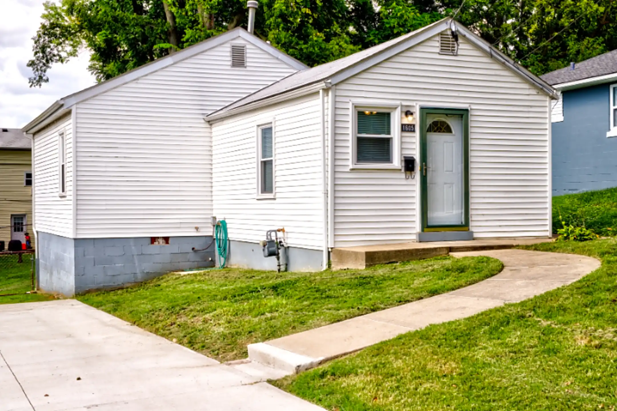 1605 Orchard Ave Louisville, KY Houses for Rent Rent.
