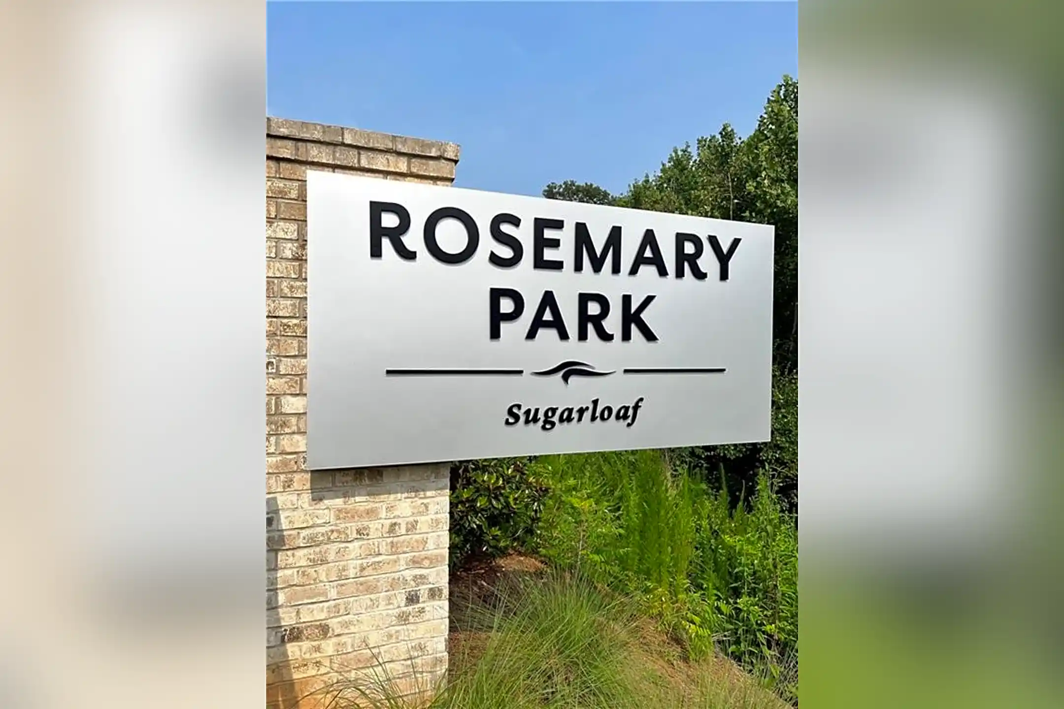 Community Signage - 2120 Rosemary Park Ln - Lawrenceville, GA