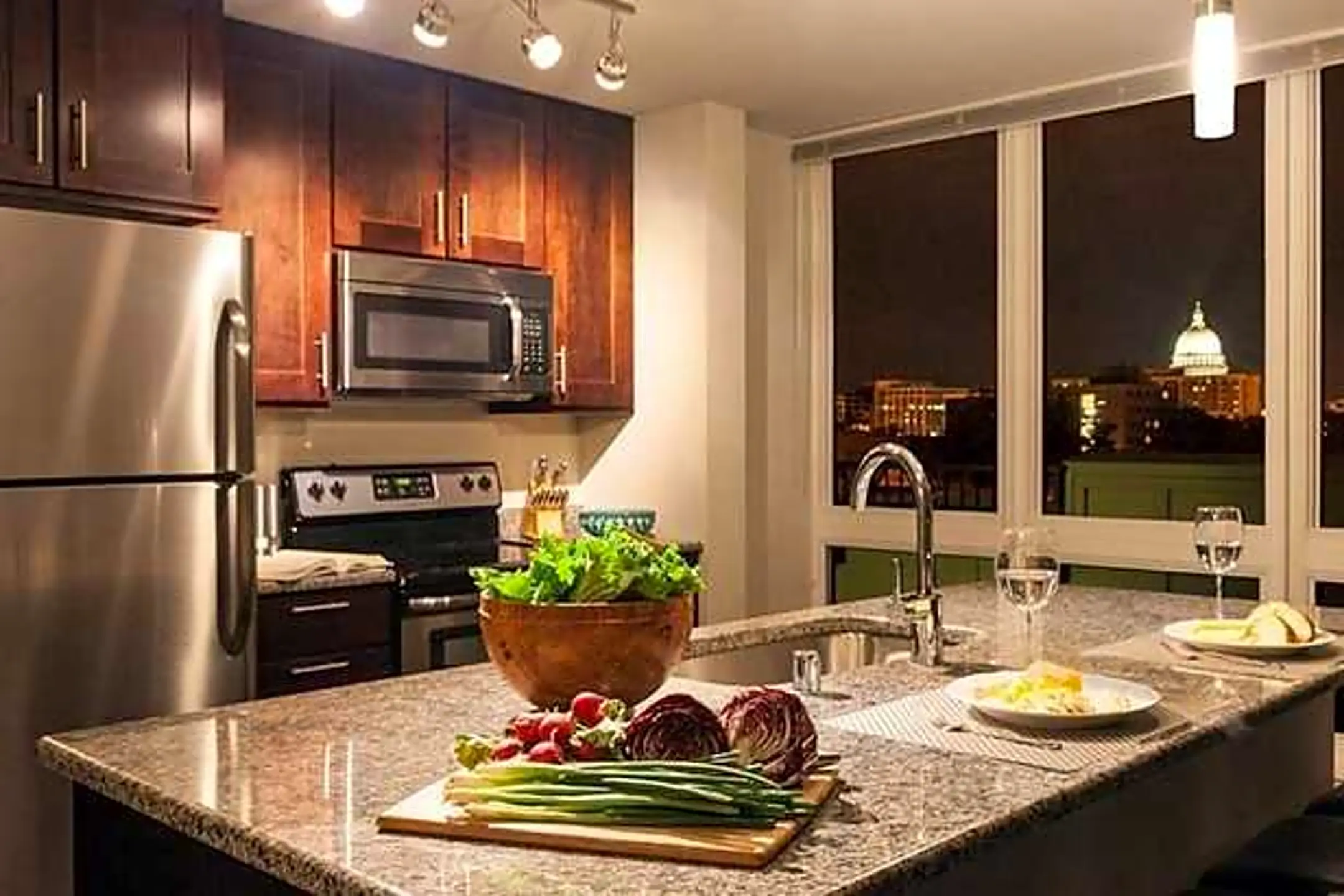 The Waterfront Apartments Madison, WI 53703