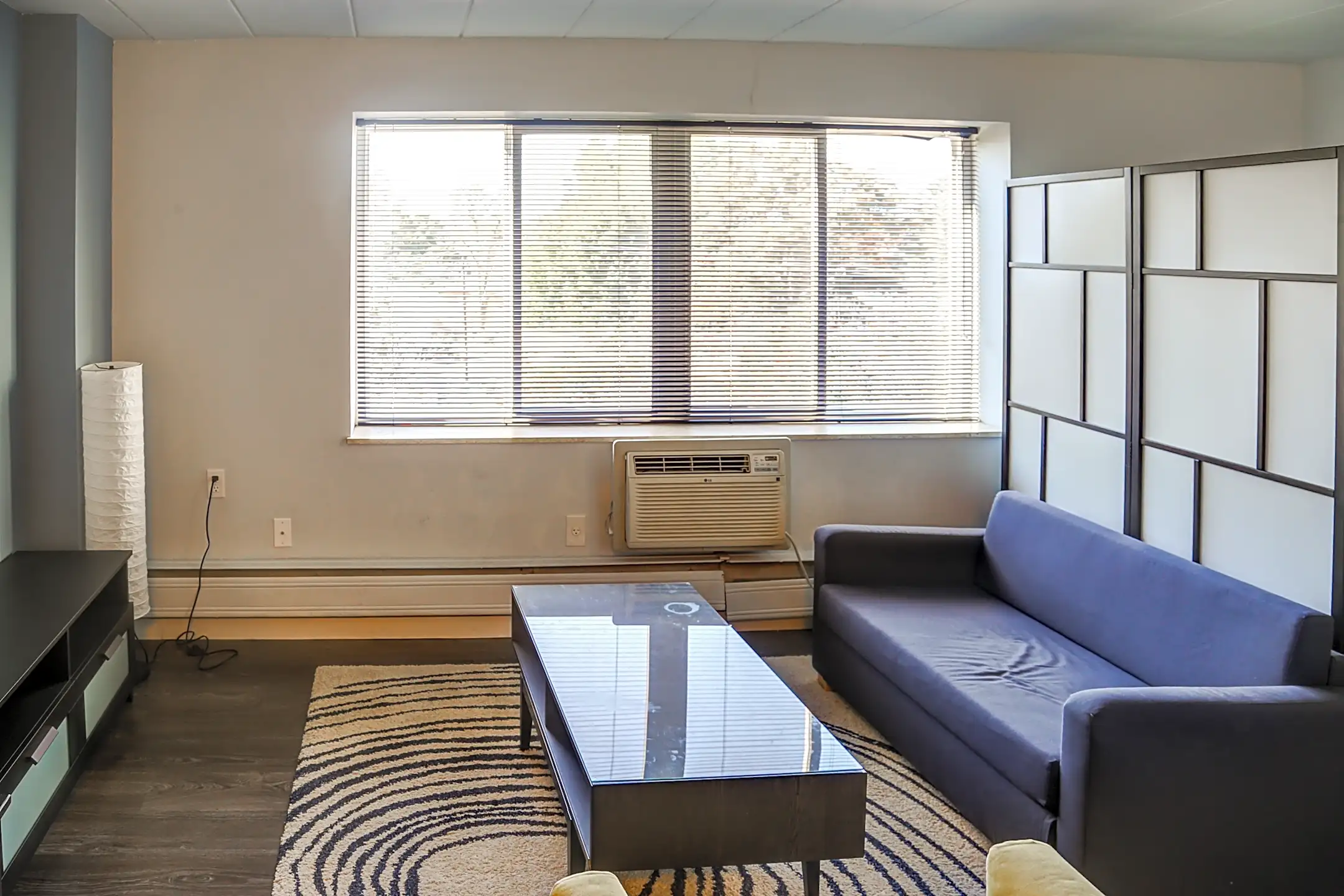 The Bradford 1500 Groesbeck Rd Cincinnati, OH Apartments for Rent