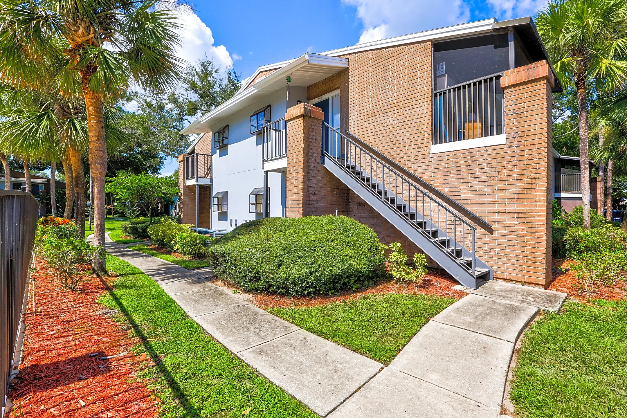 Dover Gardens Apartments - Orlando, FL 32812