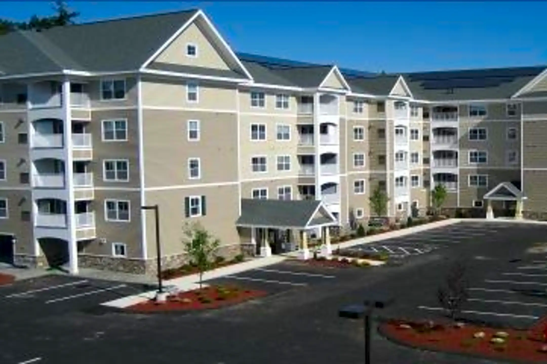 Village Green 1565 Main St Tewksbury, MA Apartments for Rent Rent.