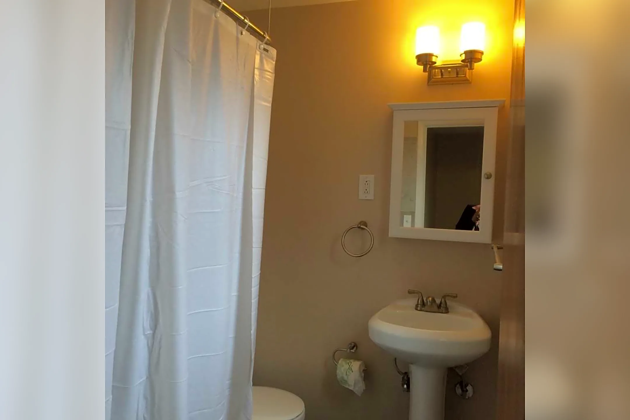 Bathroom - Lawn Village Apartments and Townhomes - Fairview Park, OH