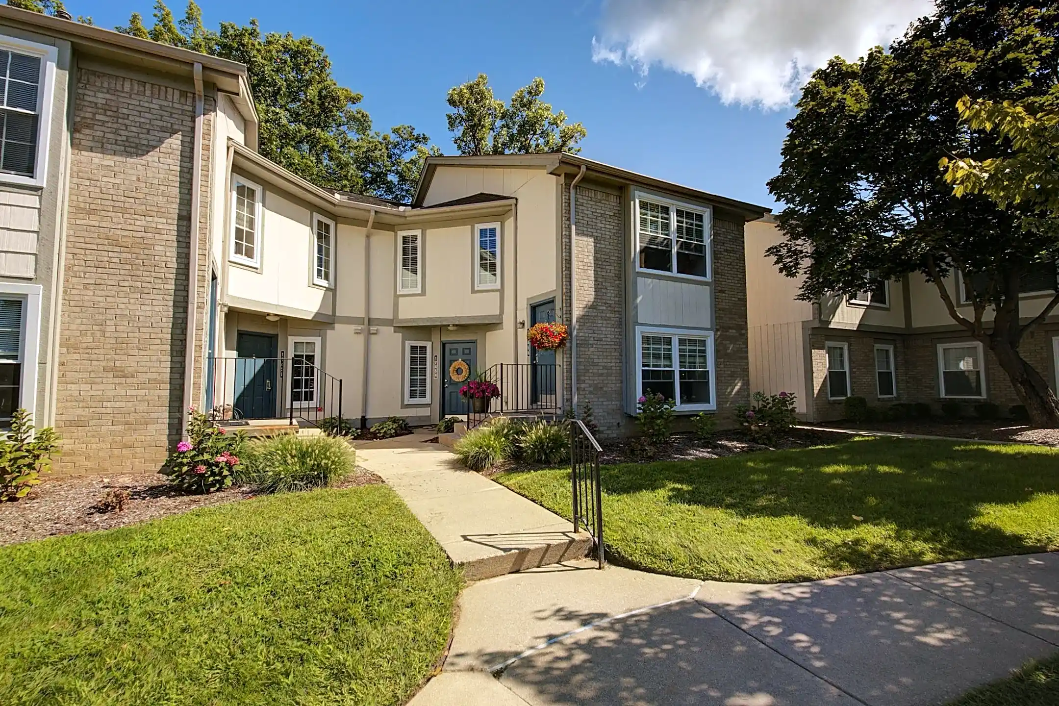 Cedar Lake Apartments Northville, MI 48168