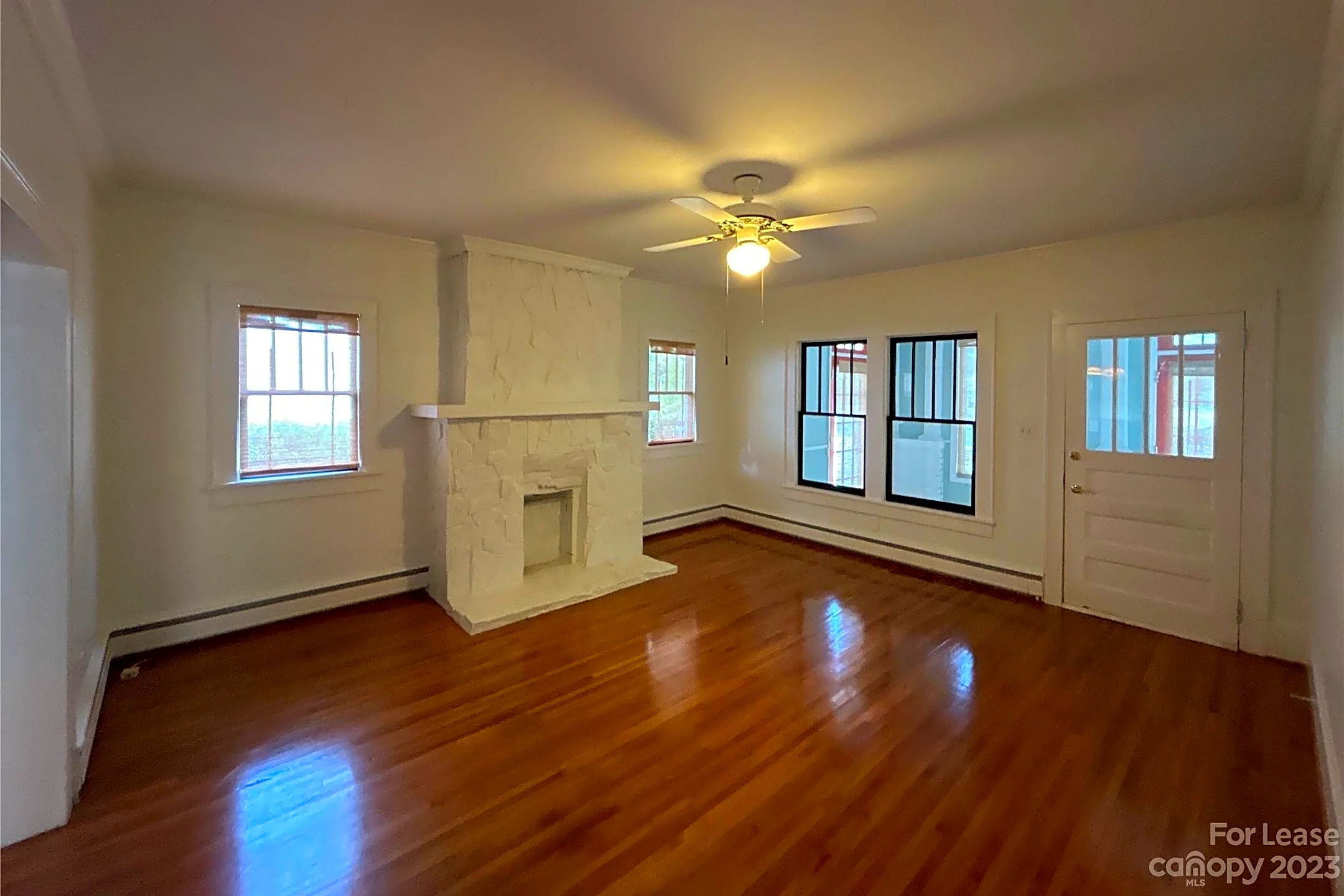 Living Room - 2334 E 7th St - Charlotte, NC