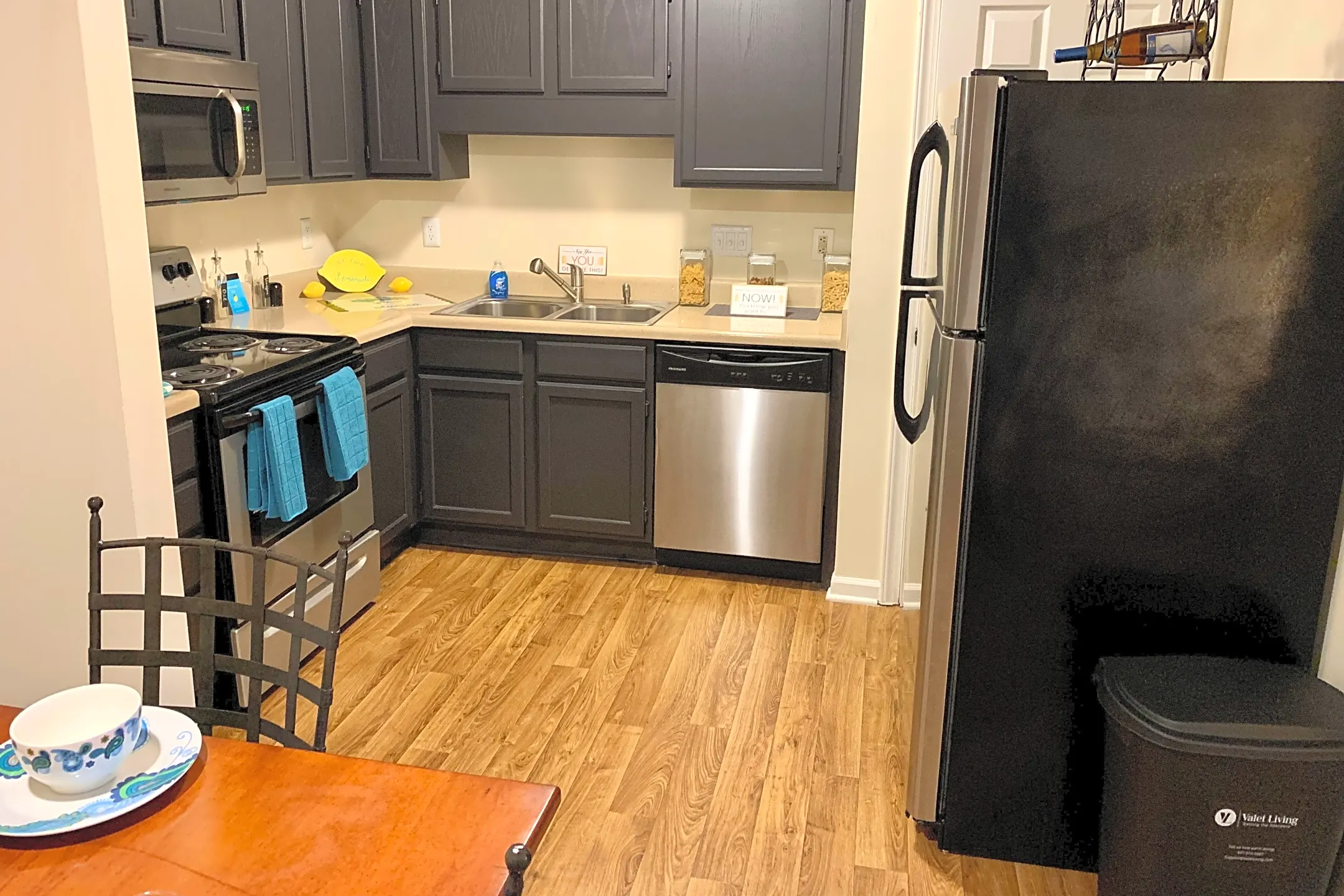 Kitchen - Cardinal Apartments - Greensboro, NC