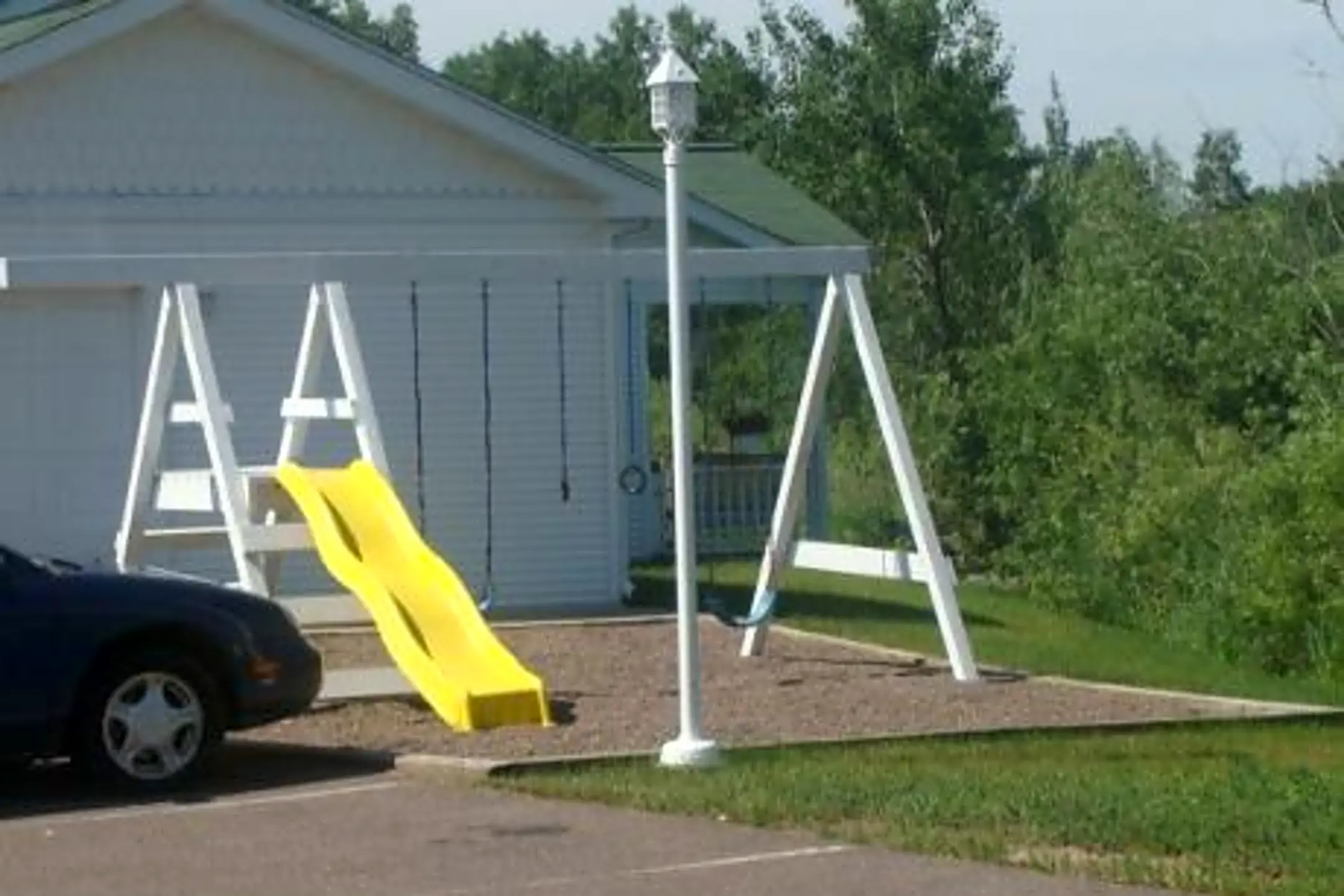 Pine Bend Townhomes 1100 Baker Ave Ladysmith, WI Condos for Rent