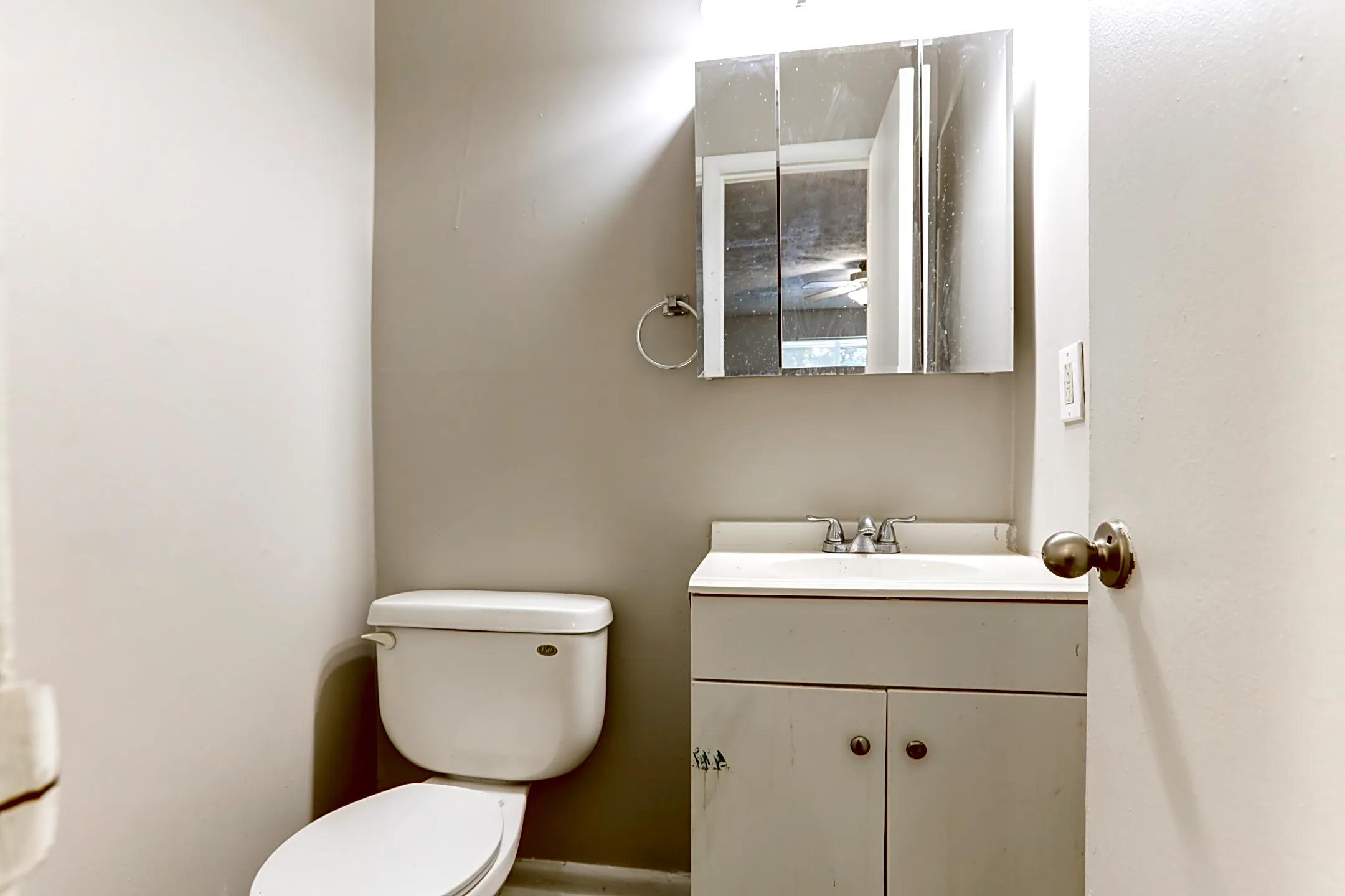 Bathroom - Amberwood Apartments - Riverdale, GA
