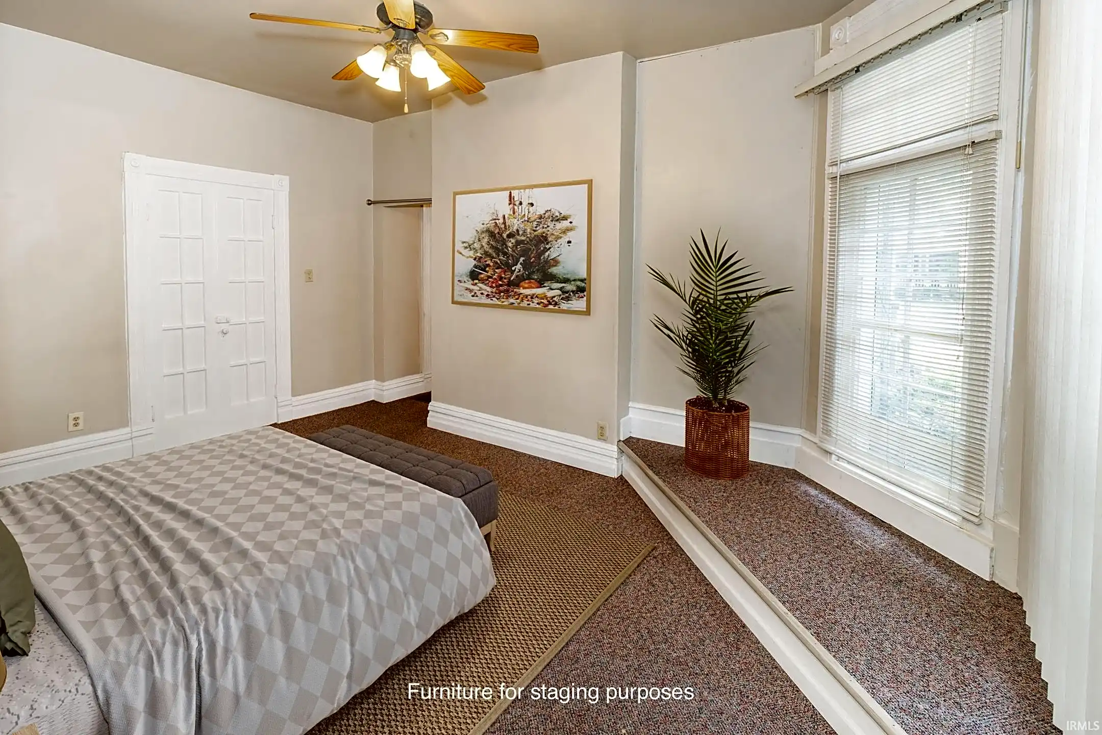 Bedroom - 817 SE Riverside Dr #A B - Evansville, IN
