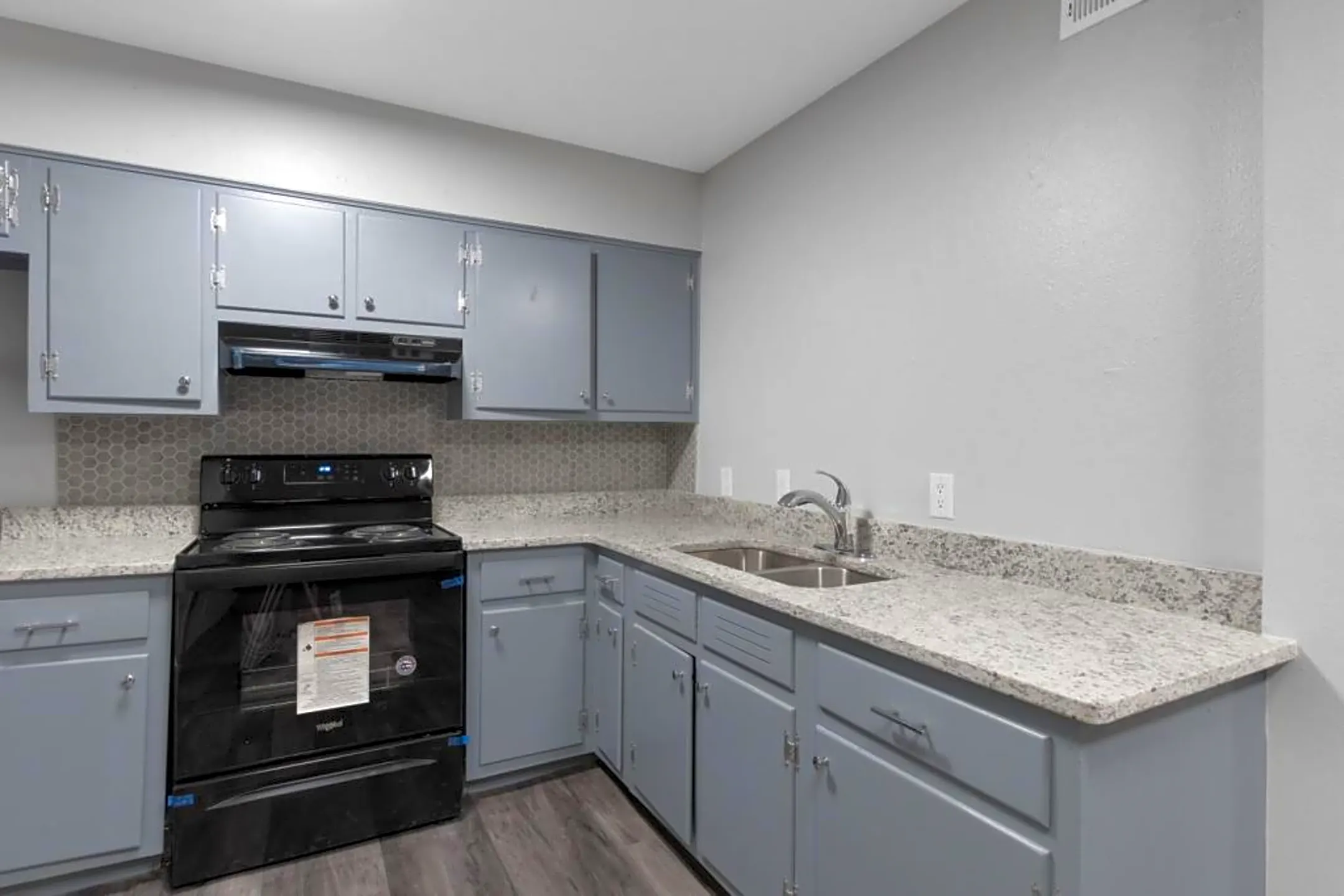 1283 E Raines Rd 1283 E Raines Rd unit 9 Memphis, TN Apartments for