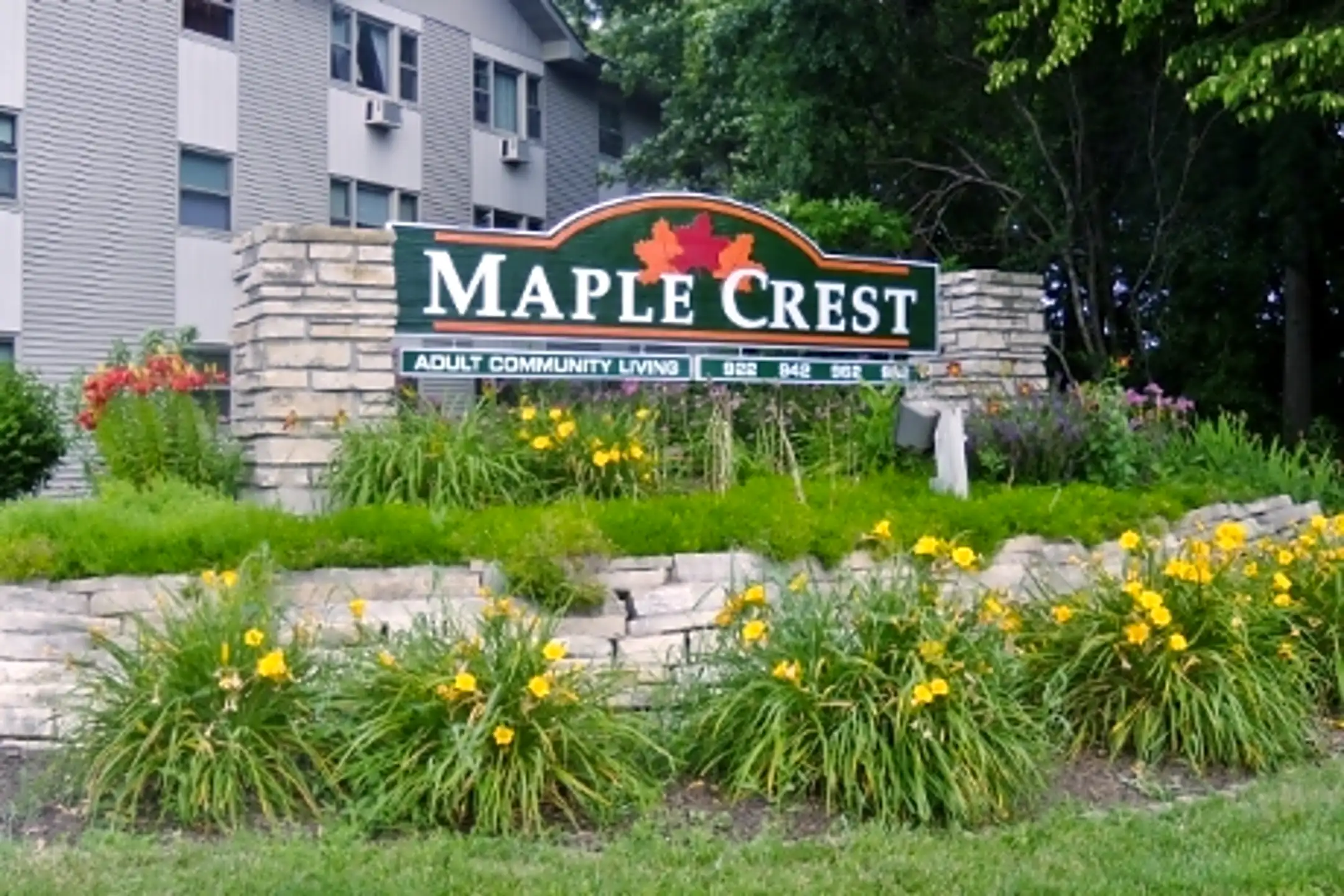 Maple Crest Apartments Port Washington, WI 53074