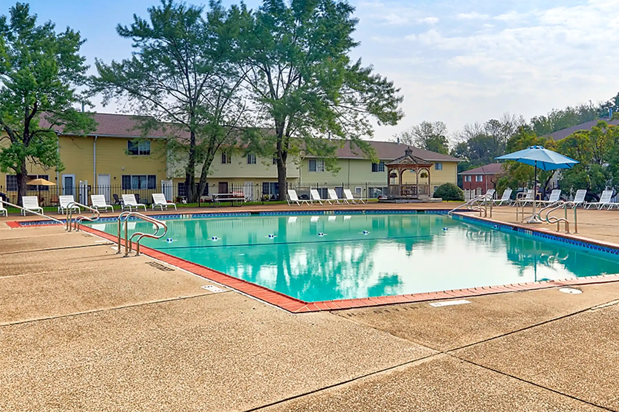 Elmwood Terrace Apartments and Townhomes 95 Elmwood Ter Rochester