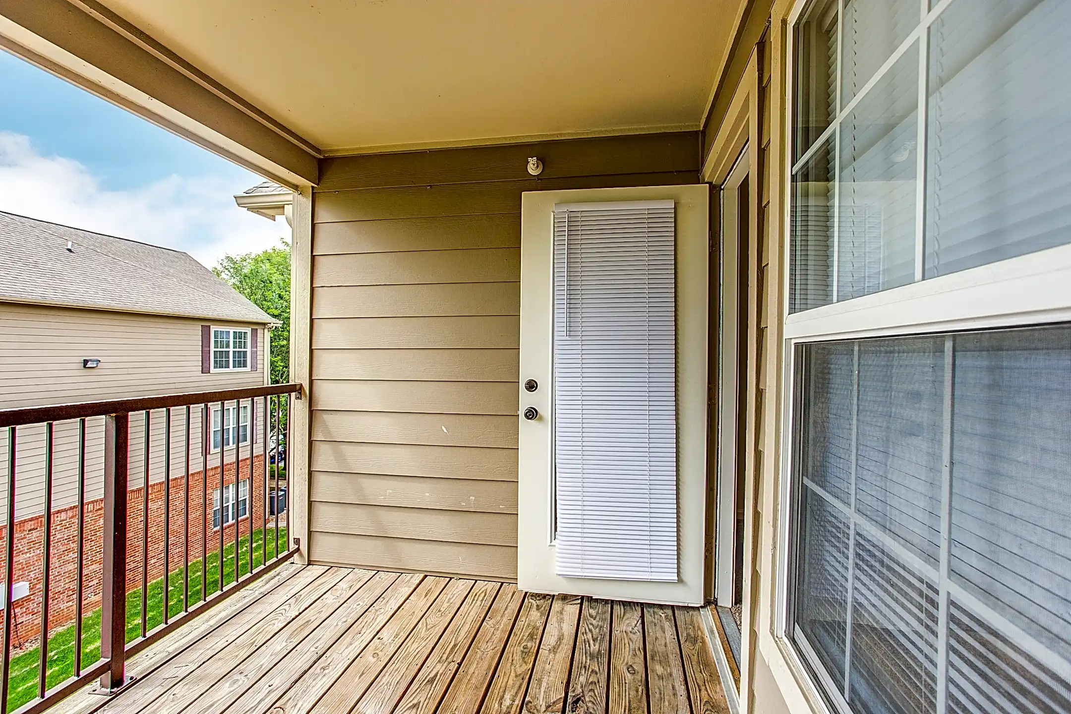 Terraces at Copper Leaf 300 E Peachtree Dr Nixa, MO Apartments for