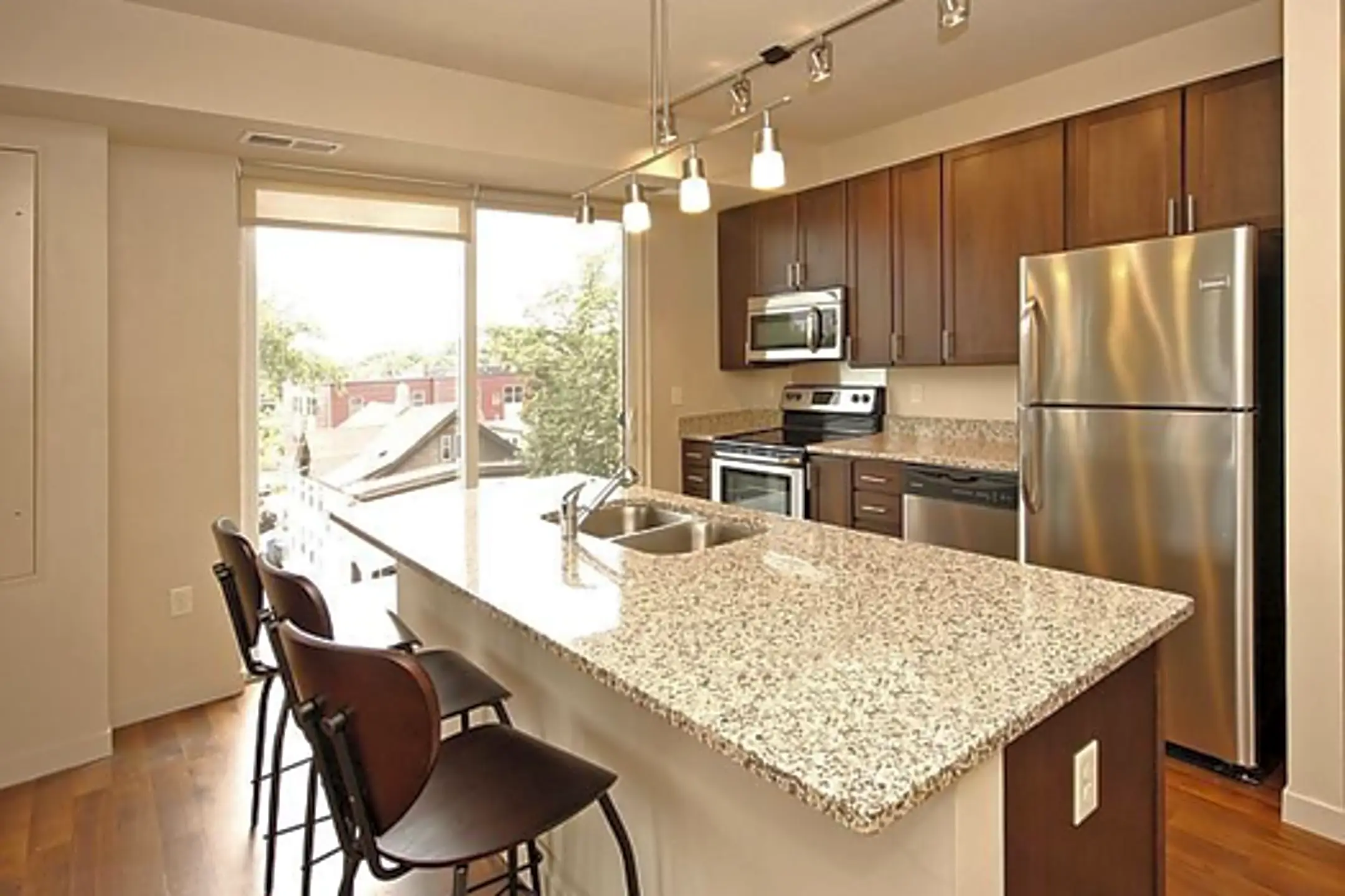 The Elysian Apartments 711 4th Street Southeast Minneapolis, MN