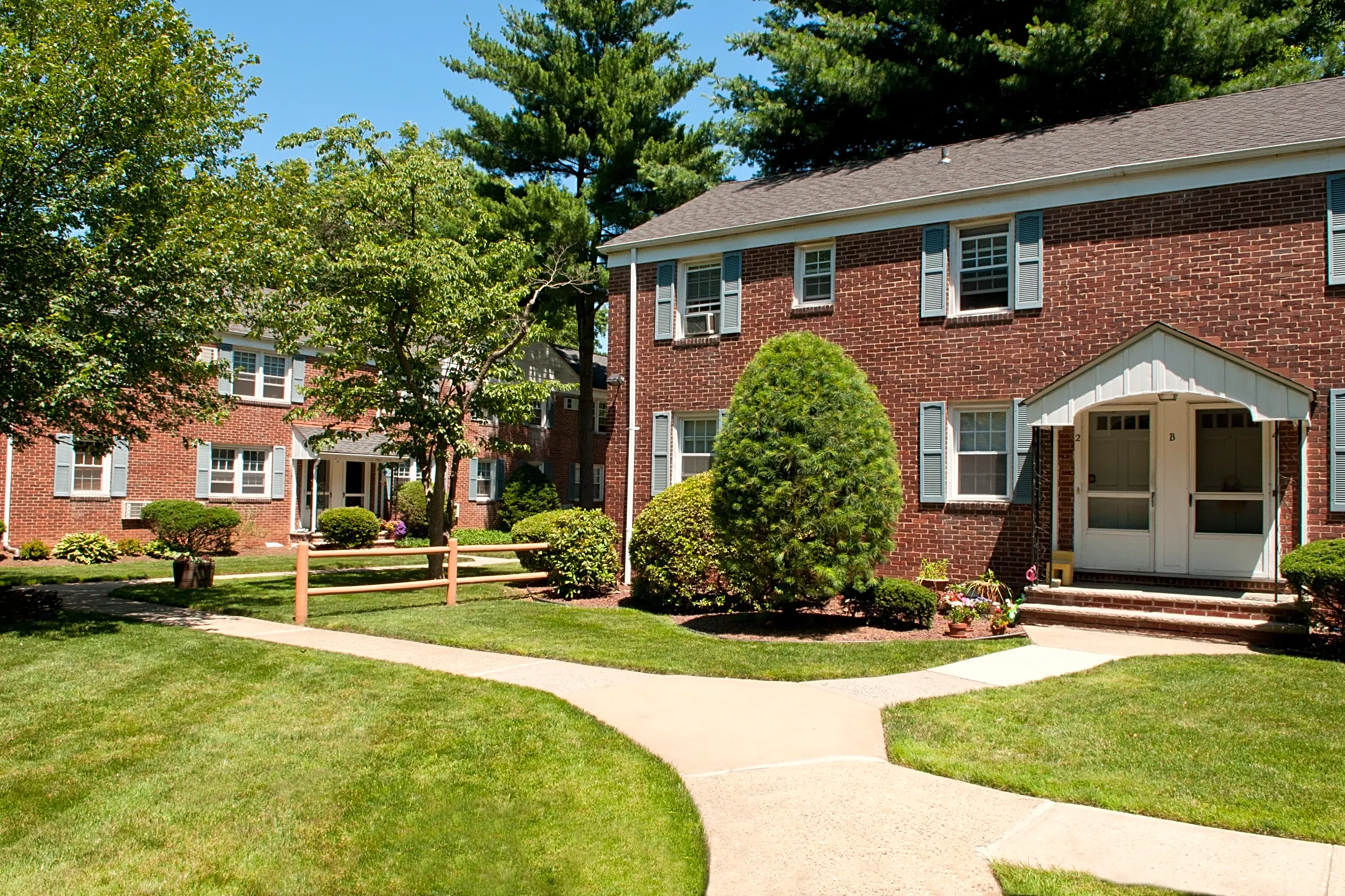 Garfield Park Apartments 210 Cherry Ave Bound Brook, NJ for Rent