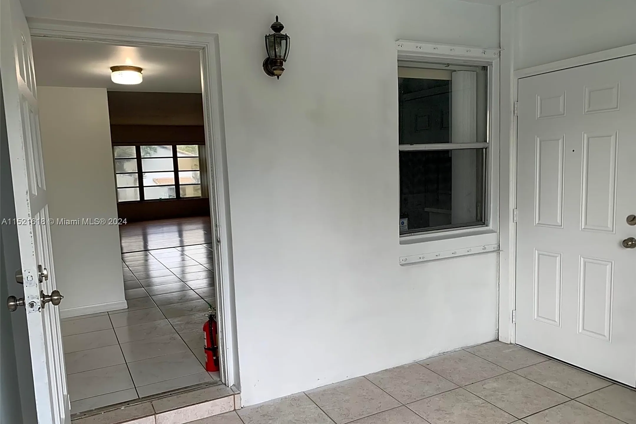 3821 NW 84th Ave #2C Condos - Sunrise, FL 33351