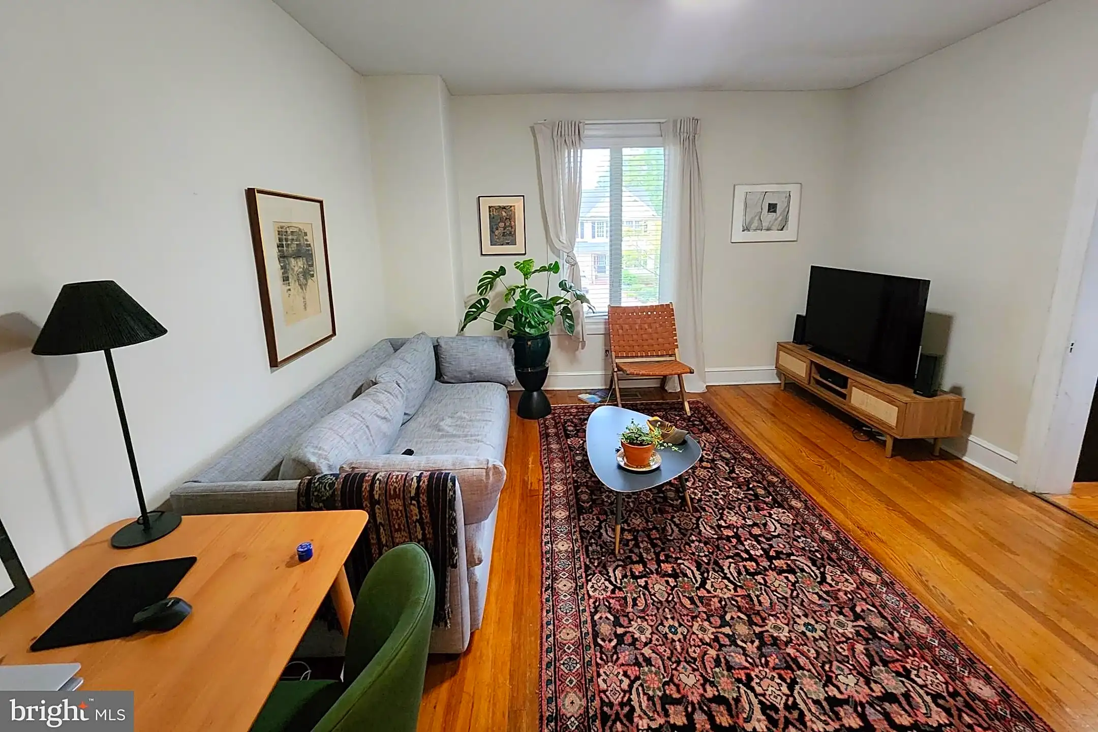 Living Room - 5805 26th St N #2 - Arlington, VA