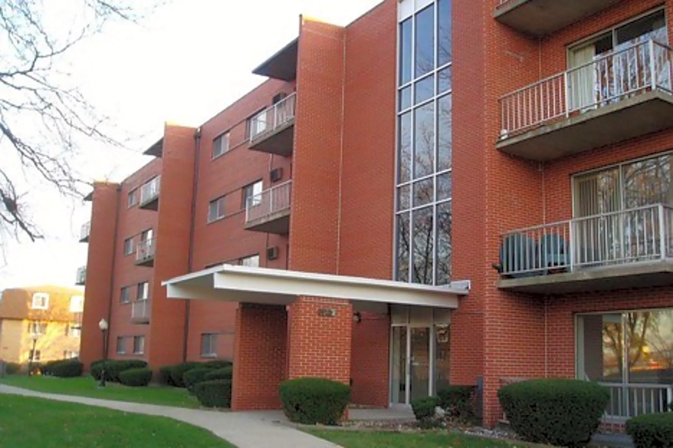 515 East End Ave Apartments - Calumet City, IL 60409