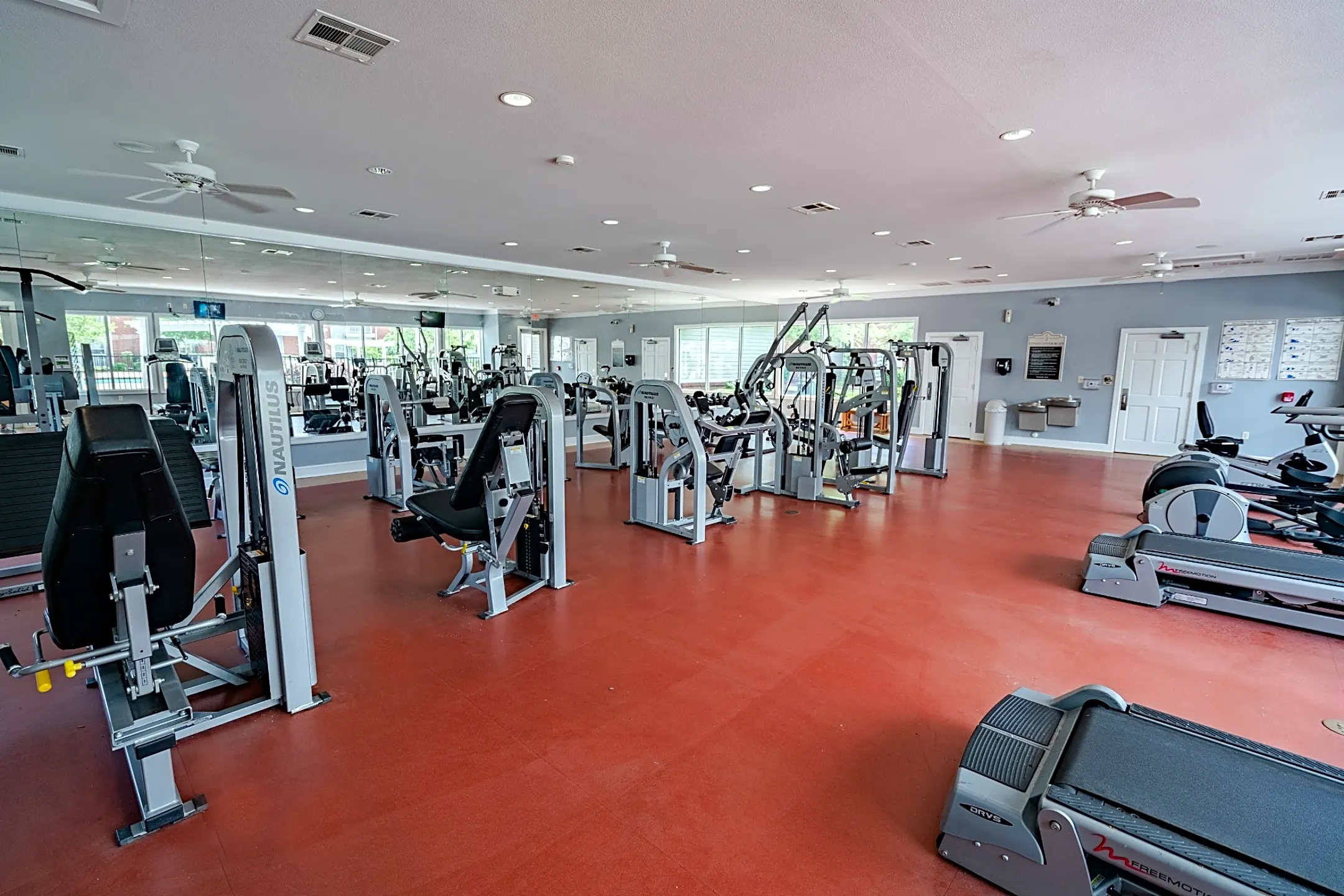 Falcon Creek Luxury Apartments Hampton, VA 23666