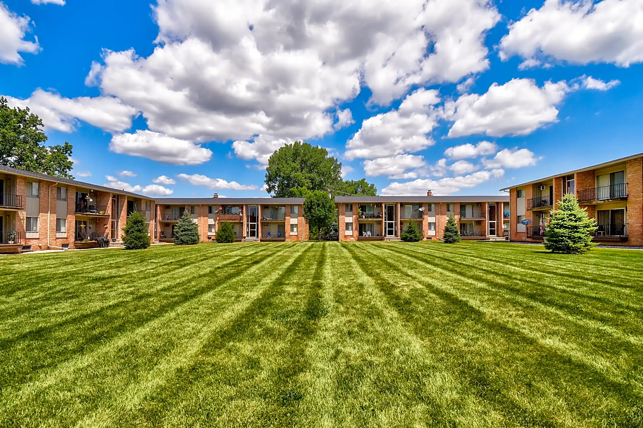 Gibraltar Meadows Apartments 14610 Middle Gibraltar Rd Gibraltar