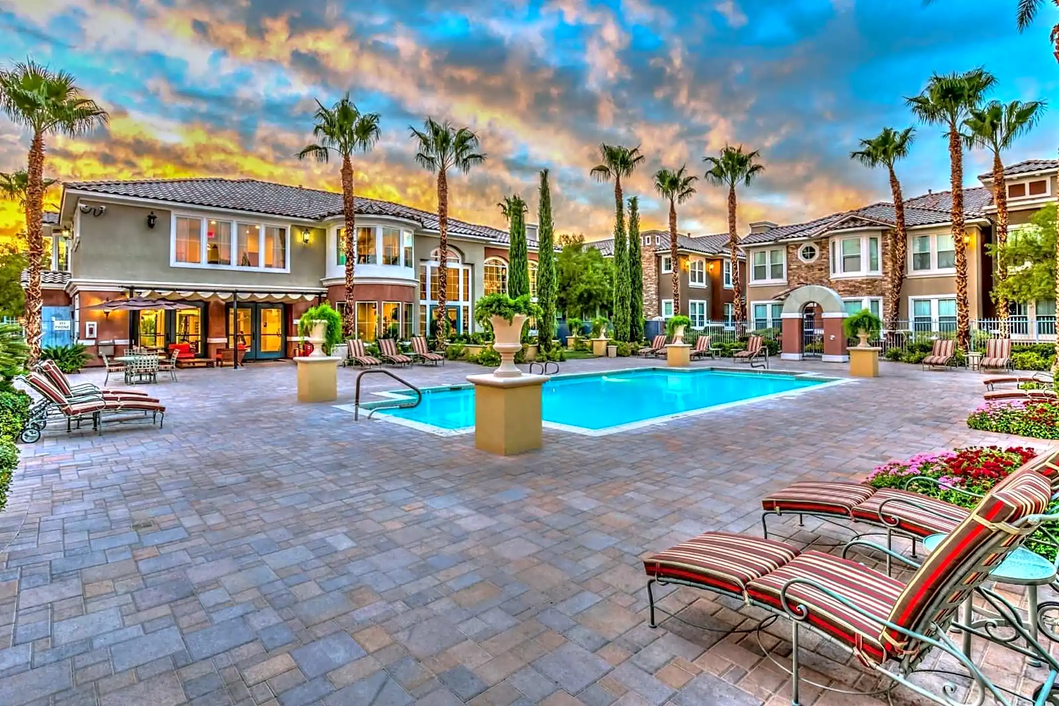 Pool - Venicia - Las Vegas, NV
