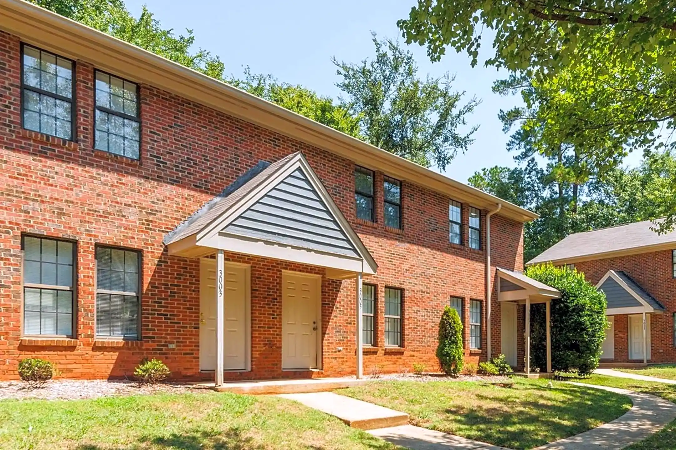 Forest Edge Townhomes Raleigh, NC 27610