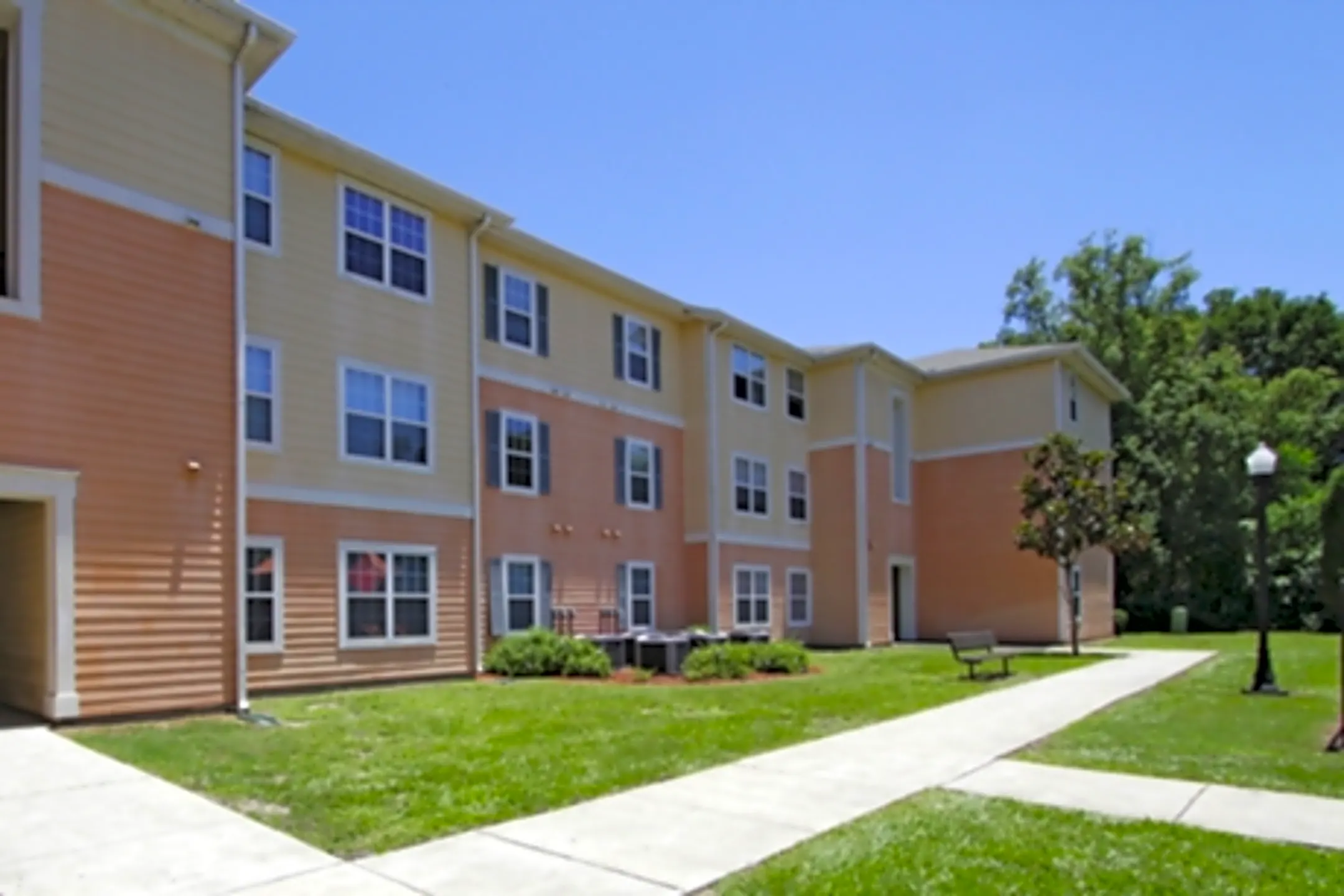 Summerlin Oaks Apartments 980 E Church St Bartow, FL Apartments for