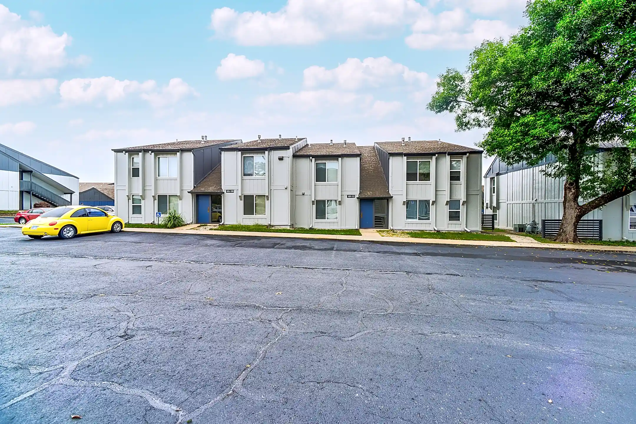 Union Flats & Townhomes Lawrence, KS 66049