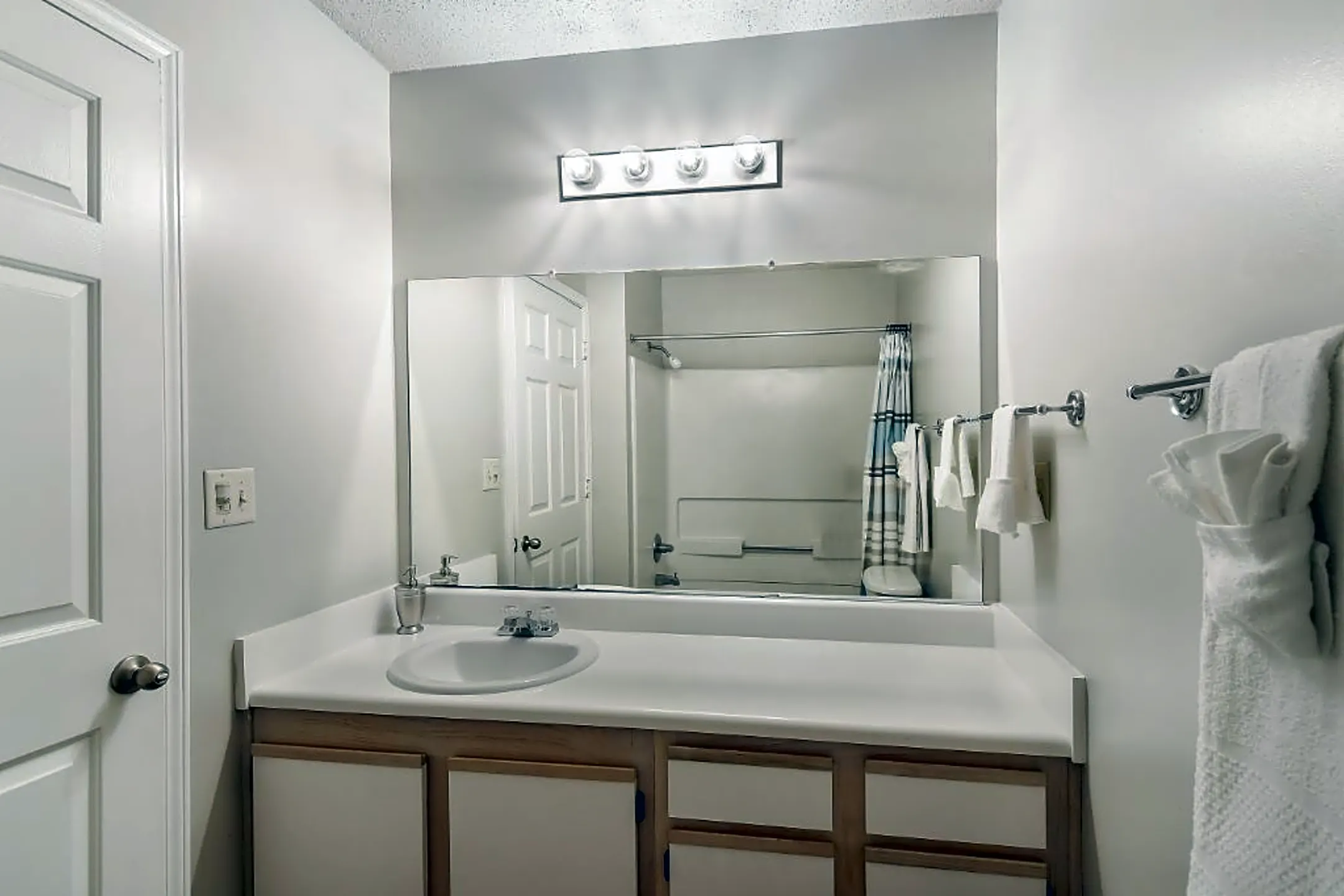 The Pointe 3513 Beasley Rd Gautier, MS Apartments for Rent Rent.