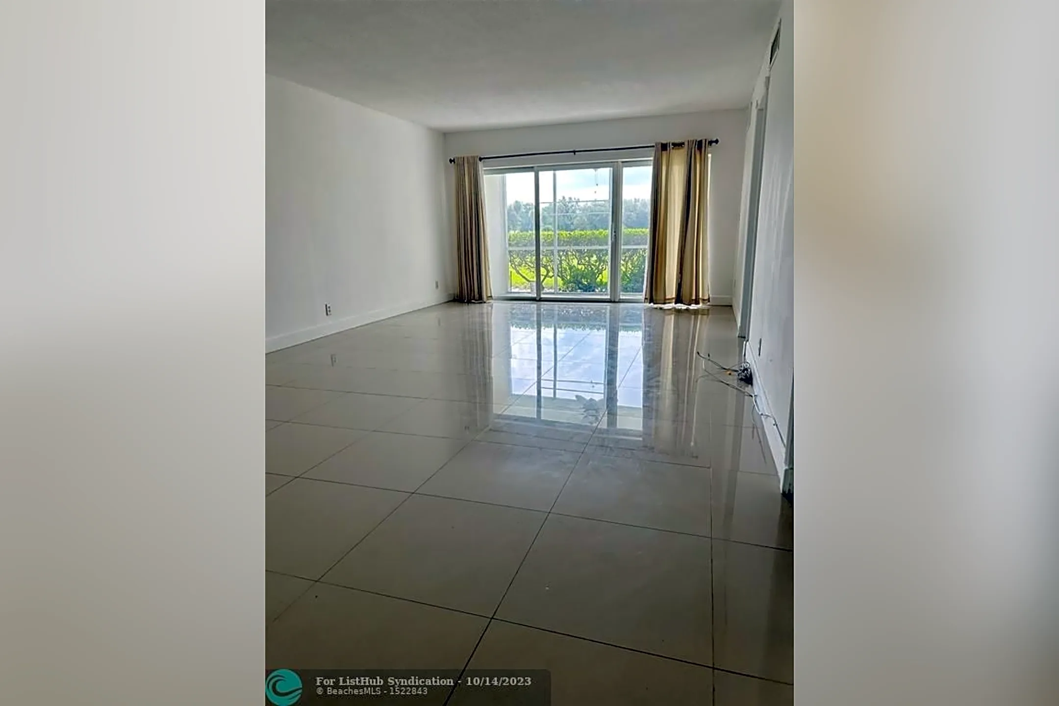 2950 N Palm Aire Dr #103 Condos - Pompano Beach, FL 33069