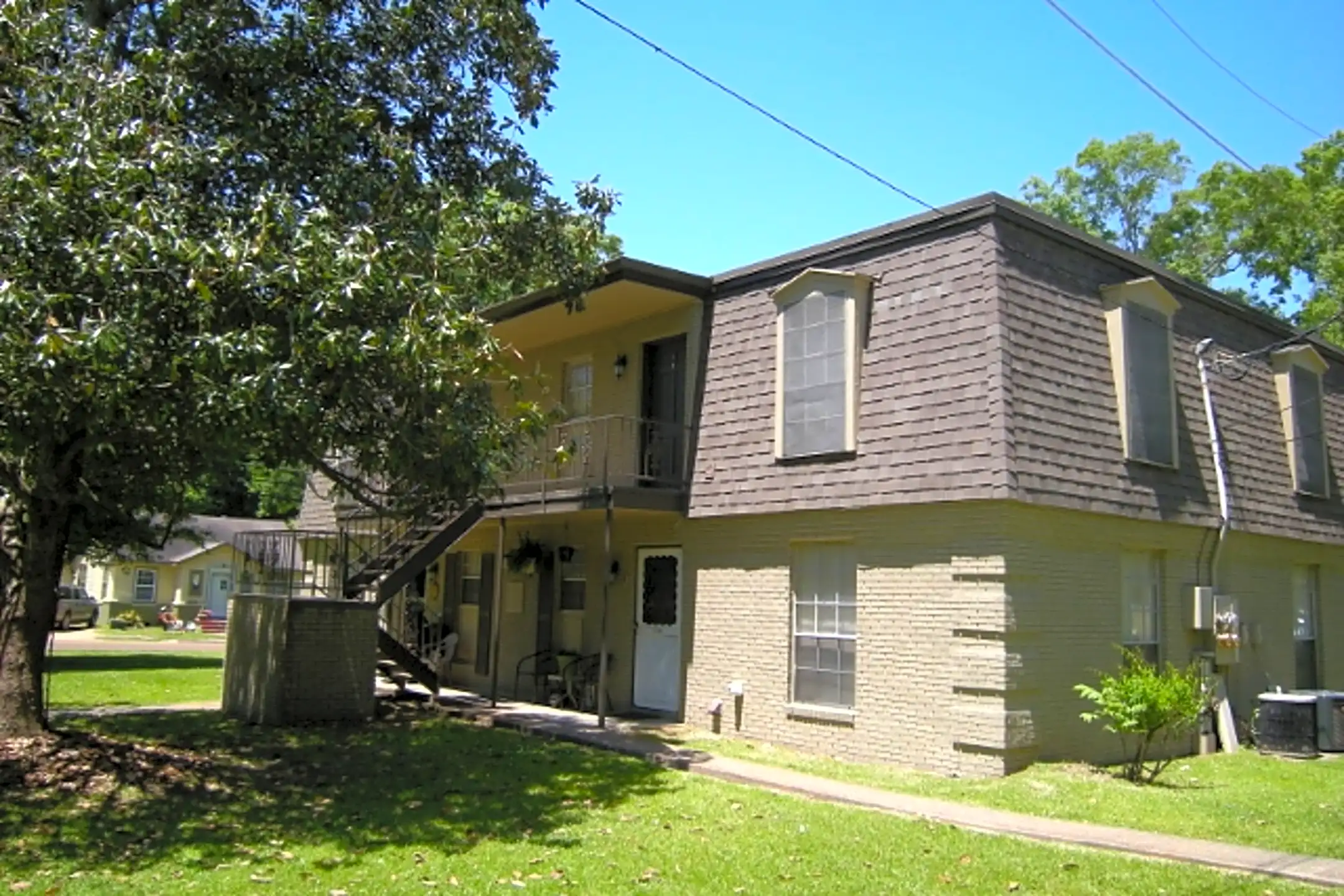 Lakeview Apartments 800 Magee Dr Brookhaven, MS for Rent Rent.