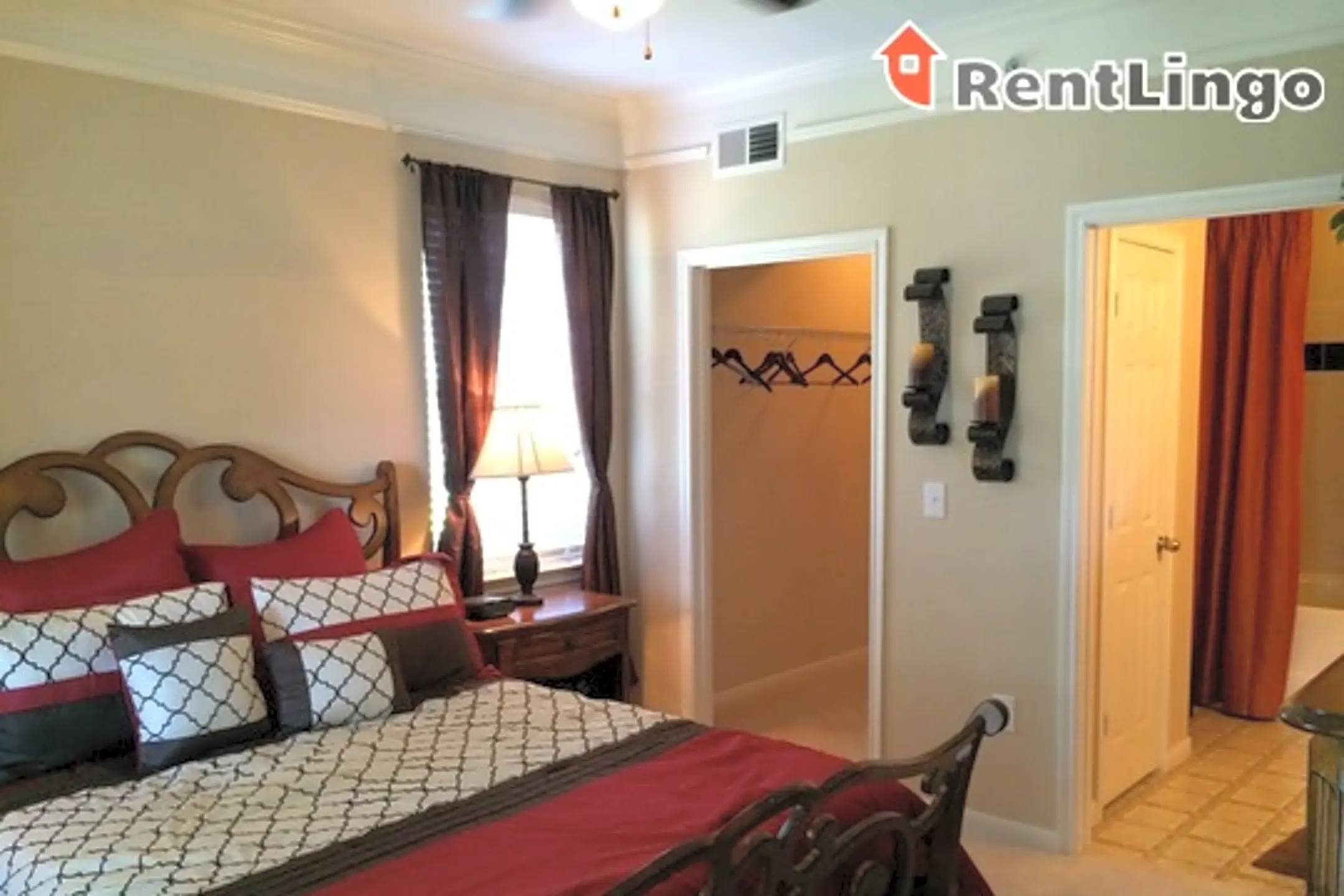 Bedroom - 1880 Main St - Dallas, TX