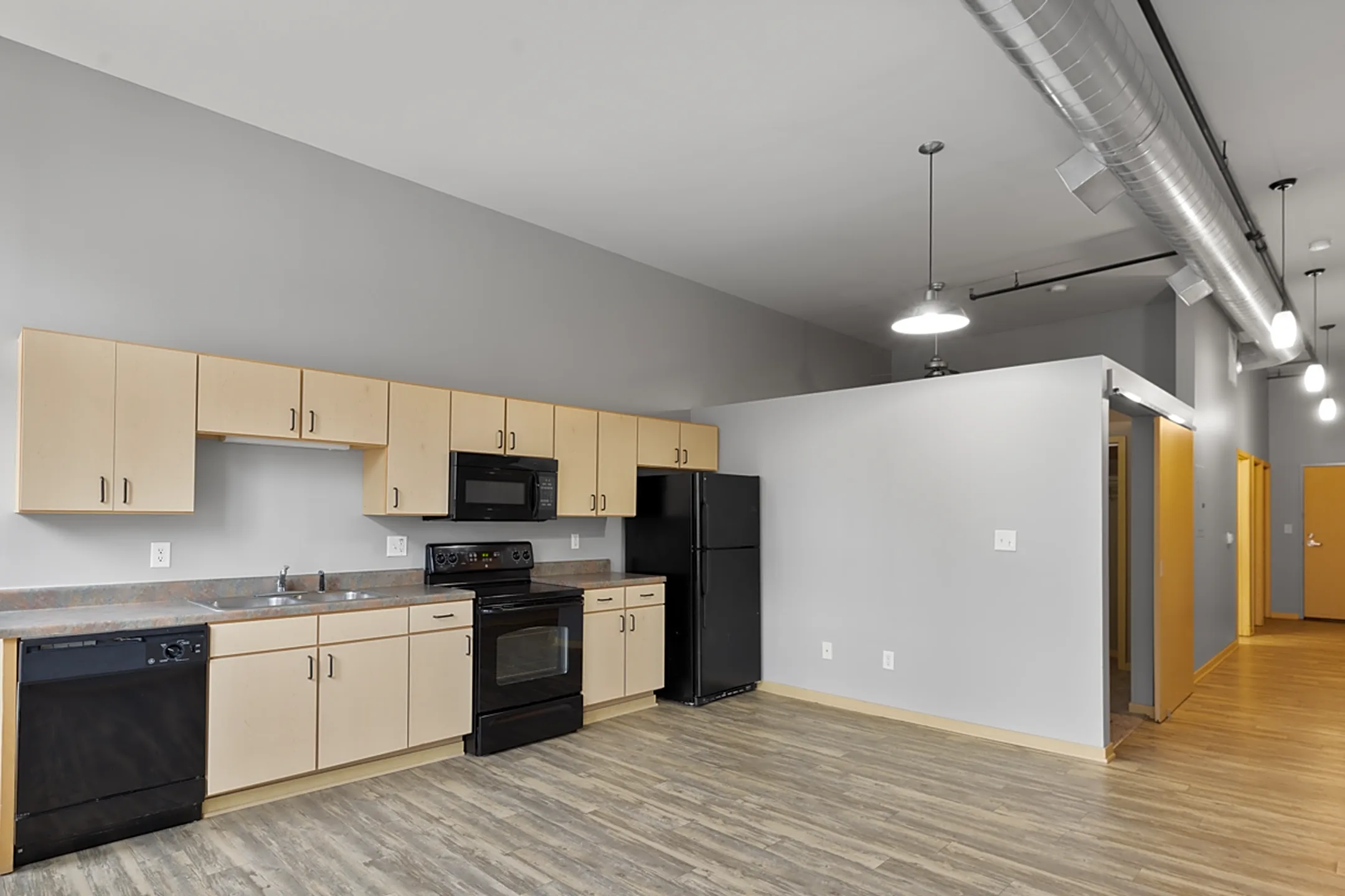 Court Avenue Lofts - 308 Court Ave | Des Moines, IA Apartments for Rent ...