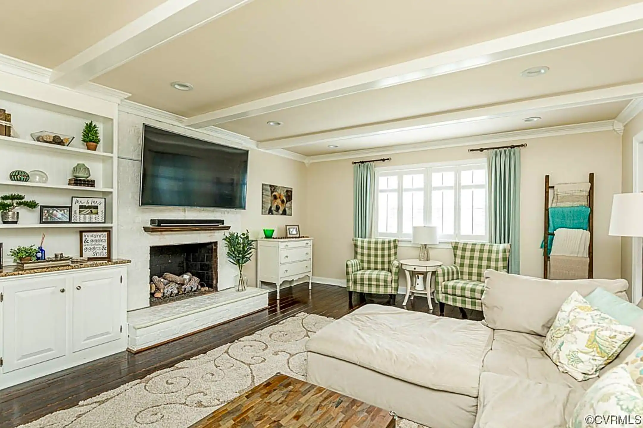 Living Room - 9133 Robin Ridge Dr - Mechanicsville, VA