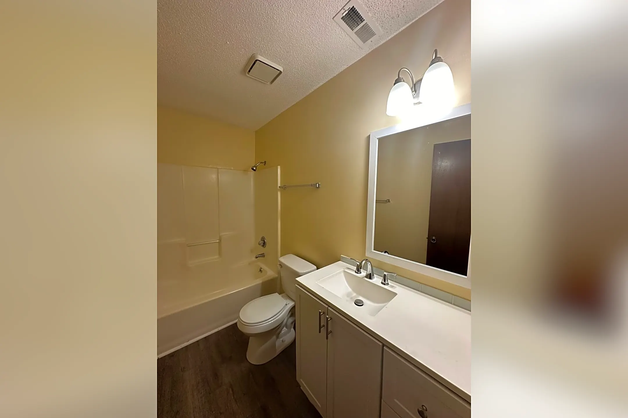 799 Donnell Blvd 799 Donnell Blvd unit 3740 Daleville, AL Houses