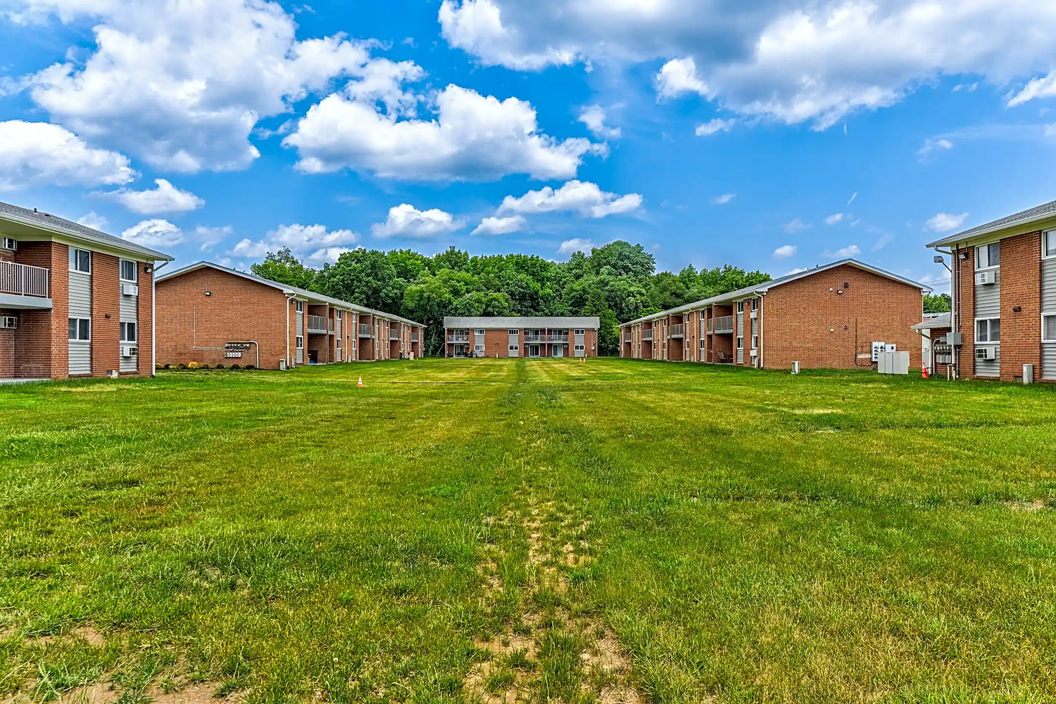 Meadowview Apartments. Pennsville, NJ 08070